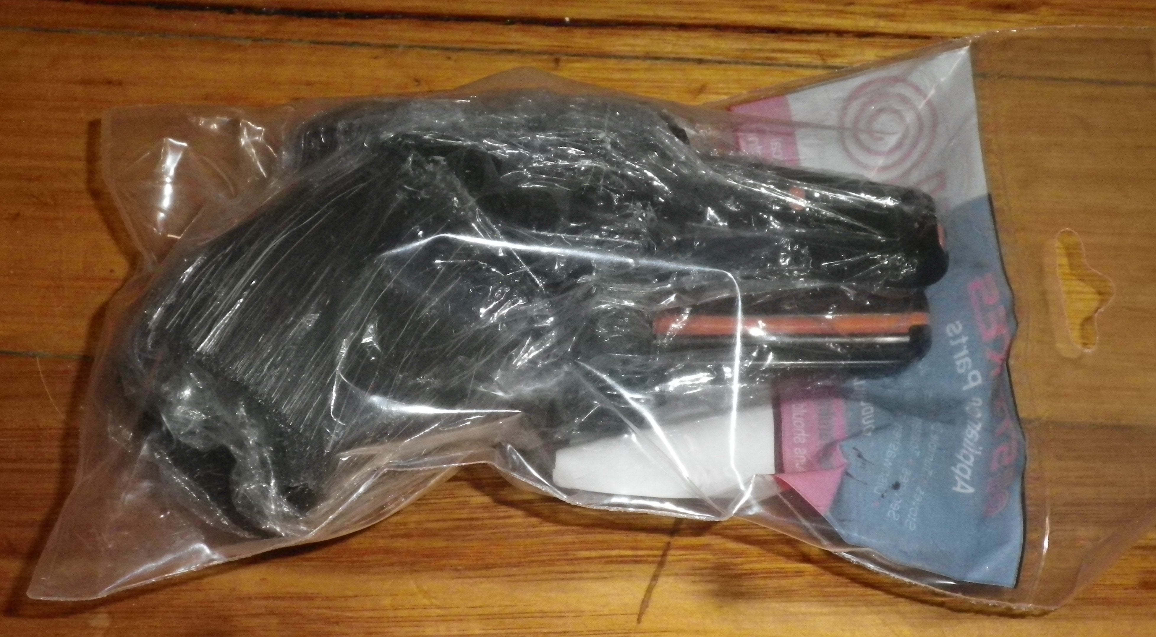 32mm Winged Deluxe Dusting Brush Tool, Ideal for Vacuum Cleaners like Electrolux, Volta, Vax - Part # V7400