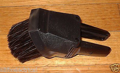 32mm Winged Deluxe Dusting Brush Tool, Ideal for Vacuum Cleaners like Electrolux, Volta, Vax - Part # V7400