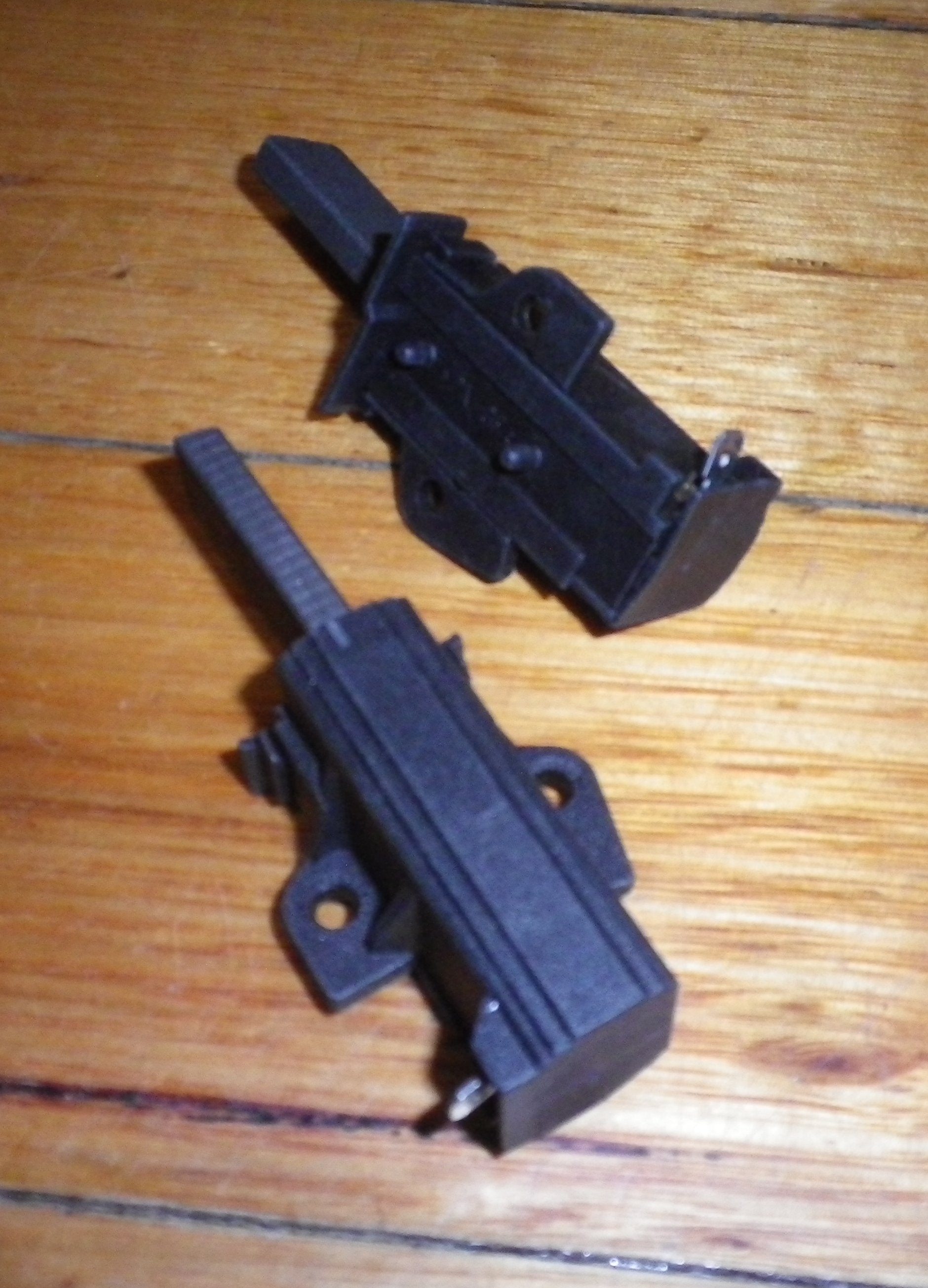 High - Quality Carbon Motor Brushes for Whirlpool and Electrolux Front - Loading Washing Machines - Part # BT102