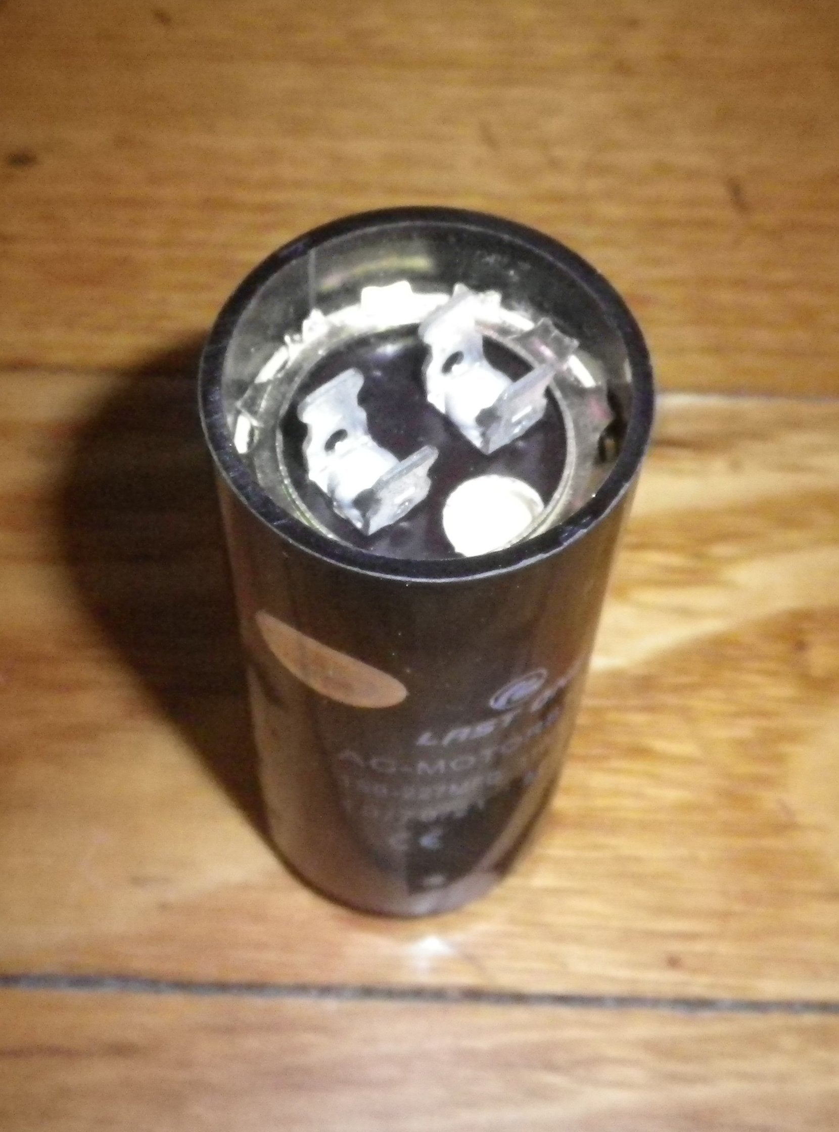 Whirlpool High - Performance Large Washer Motor Start Capacitor with a Capacitance Range of 189 - 227uF and 110VAC Power Supply - Part Numbers WA482156SE, WA482156