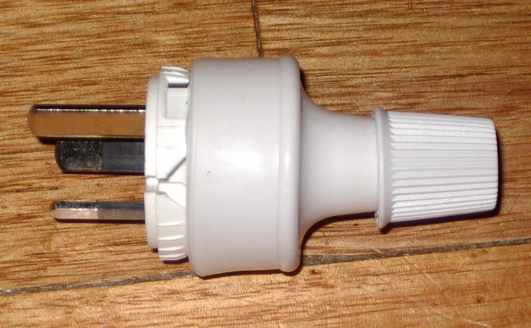 High - Quality White Three - Pin 10 - Ampere 240 - Volt Mains Plug Top for Electrical Appliances - Part # ACP3102