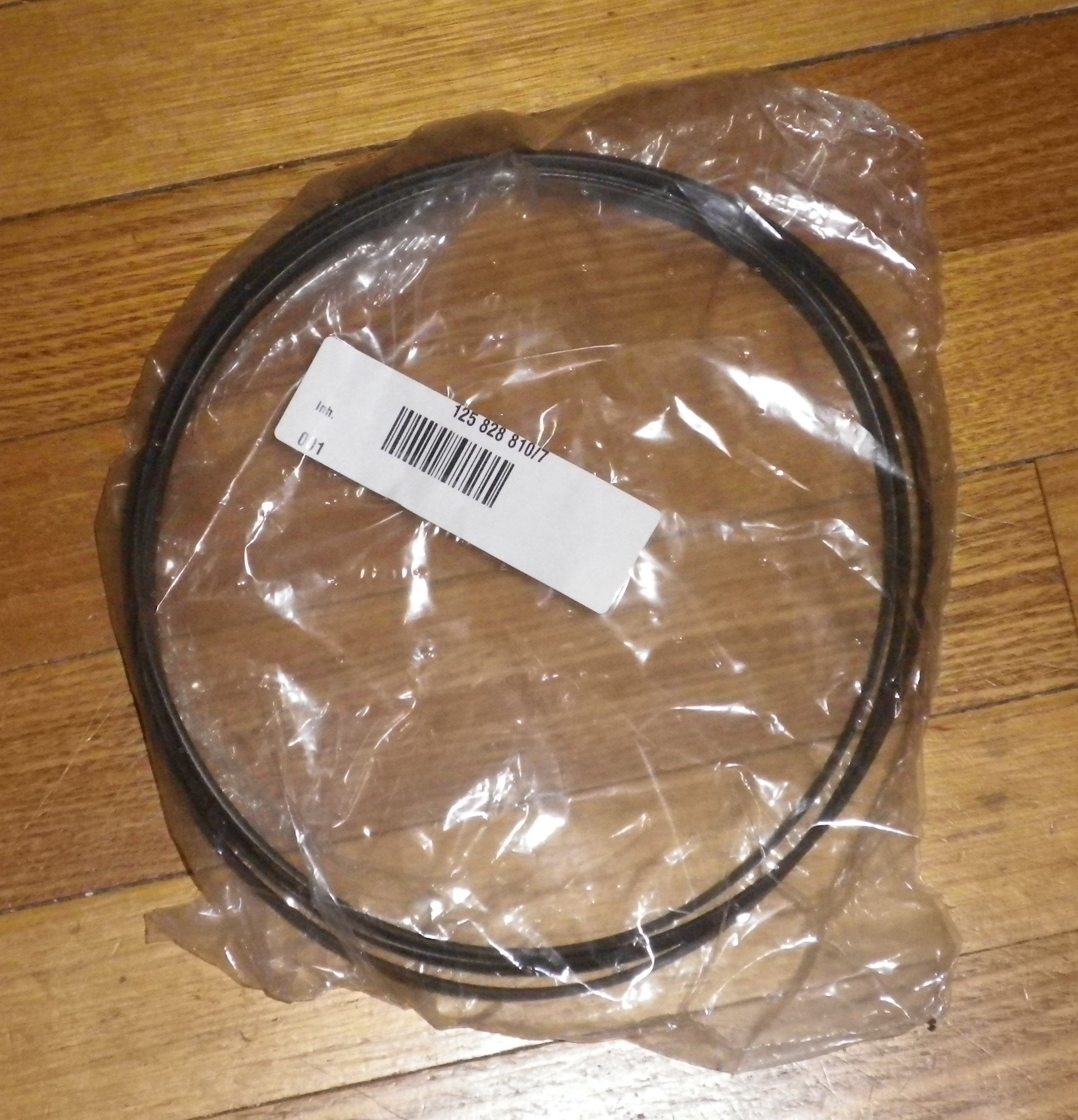 High - Quality AEG, Electrolux, Zanussi Dryer Drum Belt - Part # 1258288 - 10/7, 1975H7