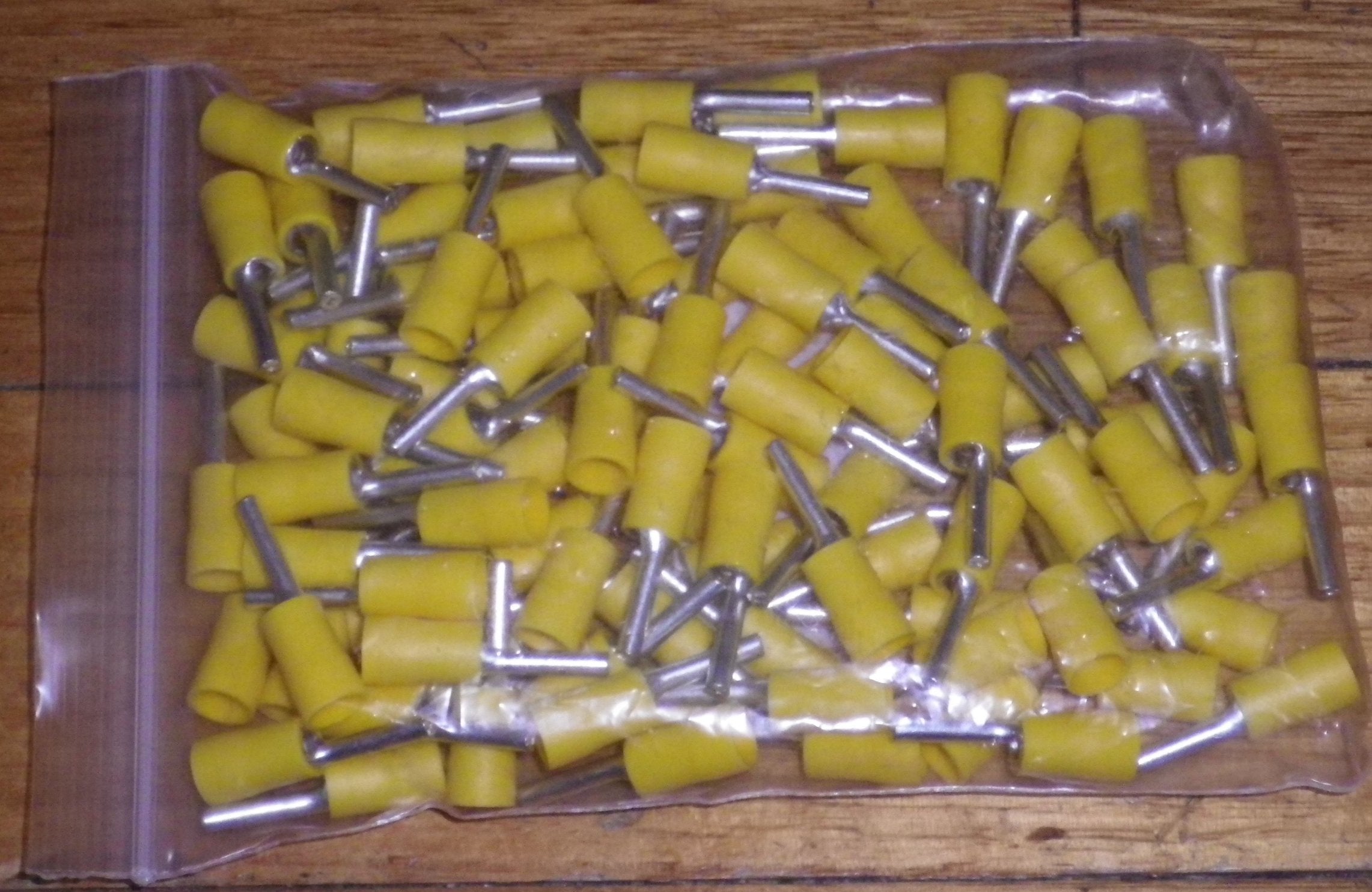 Yellow Insulated Electrical 2.8mm Pin Crimp Terminals - 100 Pieces per Packet - Part Number TM32280-100
