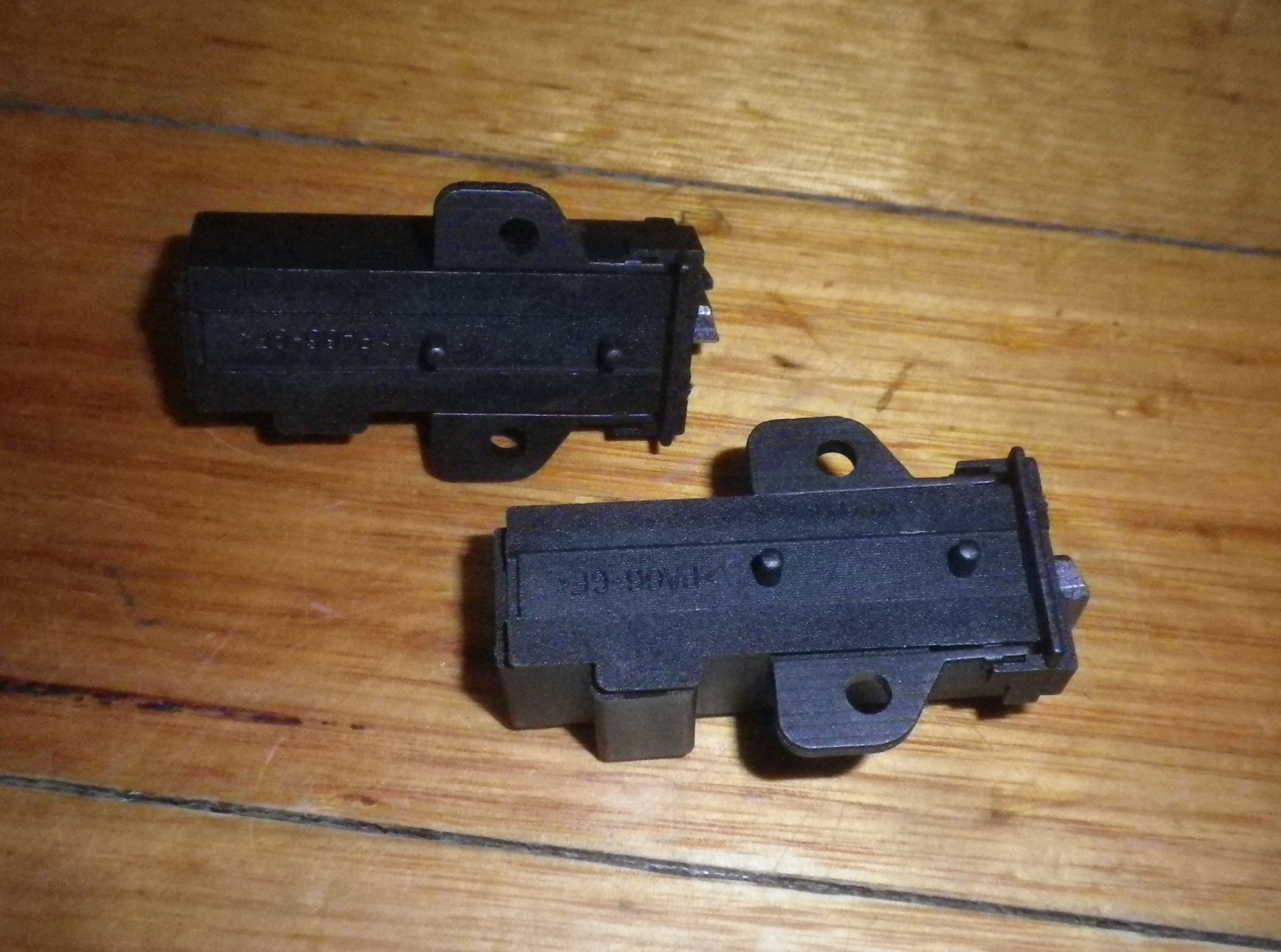 High - Quality Carbon Motor Brushes for Whirlpool, Electrolux Front Loaders - Part # BT104