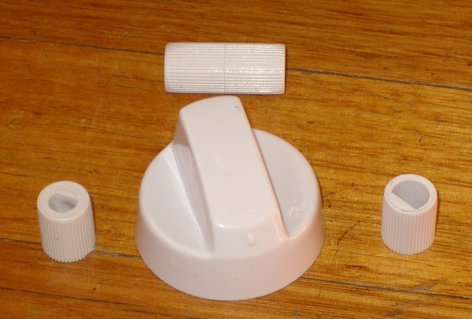 Single Universal Handy White Control Knob for Gas or Electric Stoves - Part No. KNB36