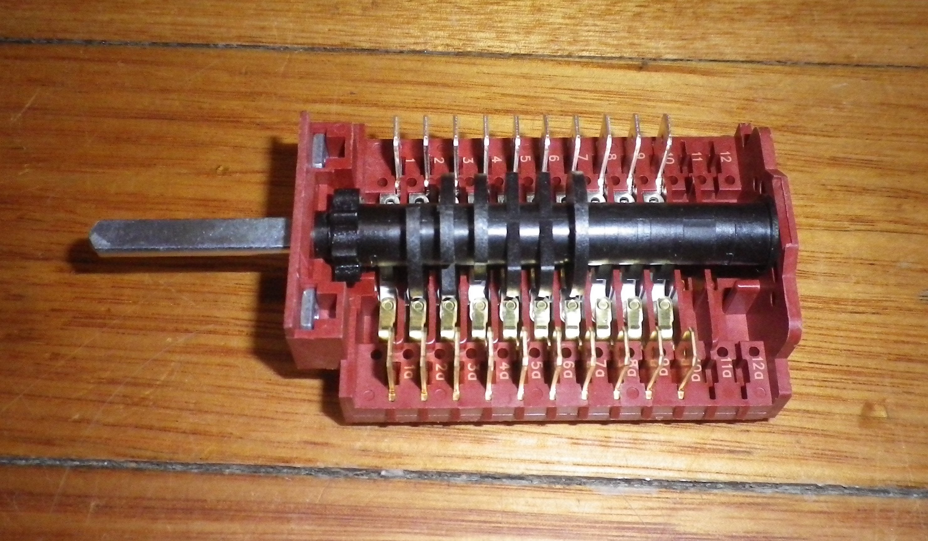 Omega and Smeg 7-Position Oven Function Selector Switch - Genuine Replacement Part # 811730386 for Multiple Oven Models