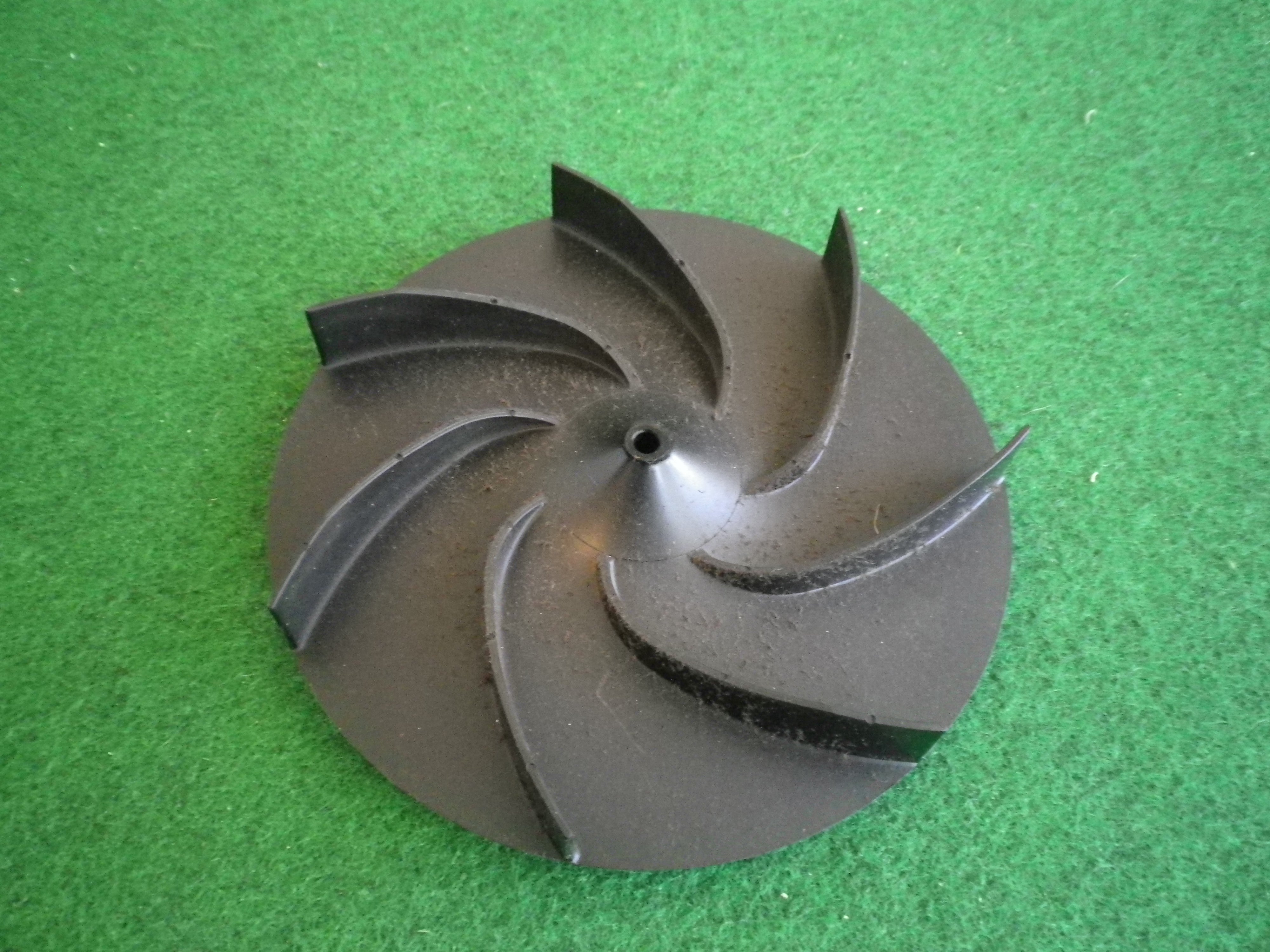 Pre-owned Cooling Fan Blade for Electrolux Ovens EOEE62AS, EOEE63AS - Part Number 0026001041SH