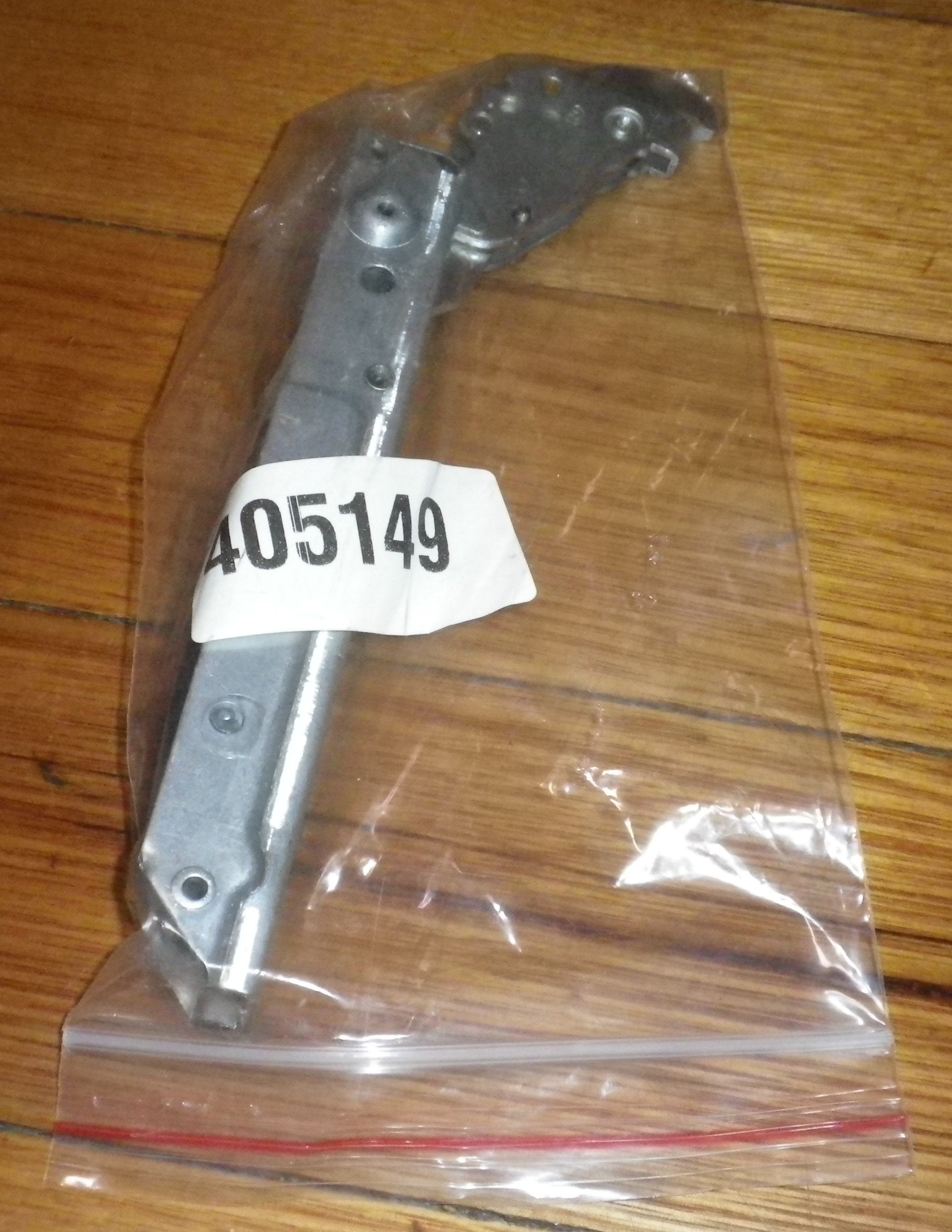 Omega 90cm Oven Door Hinge Assembly - Genuine Replacement Parts for OF914X and OF916FX Models - Part # 405149