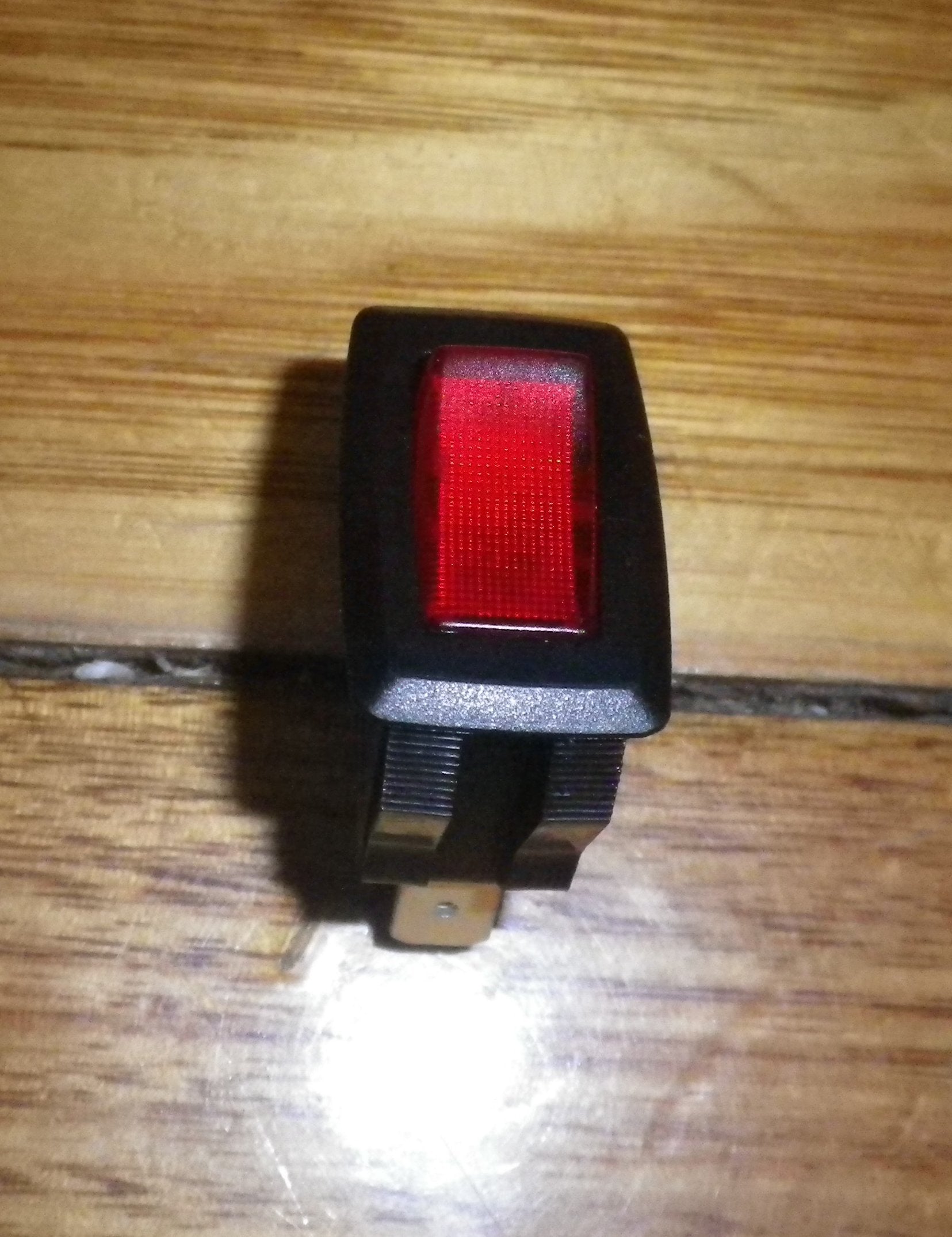 Illuminated Single Pole Double Throw (SPDT) Rocker Switch - Product Part Number SW3228
