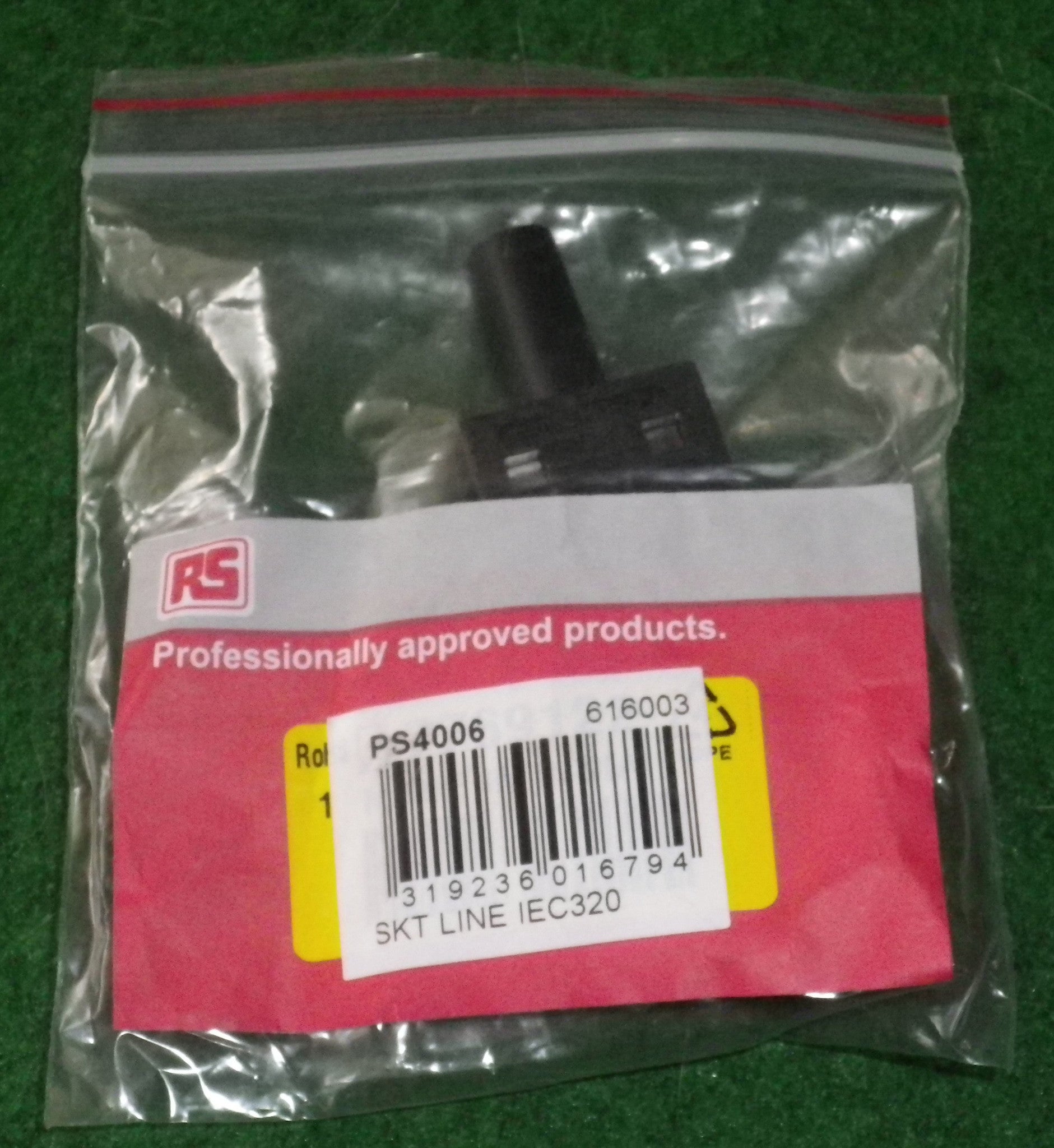 10 Ampere 240VAC Inline Rewirable IEC 3-Pin Female Mains Socket - Part Number PS4006