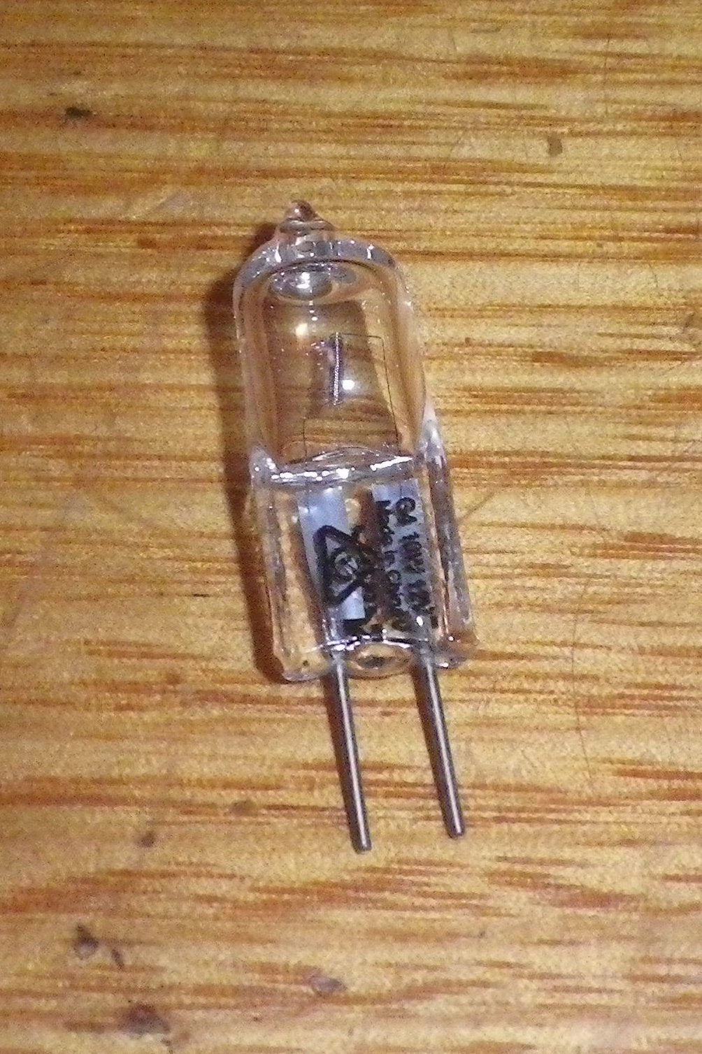 Philips 10-Watt 12-Volt Halogen Wedge Globe with G4 Base - Appliance Lighting Part # 887894