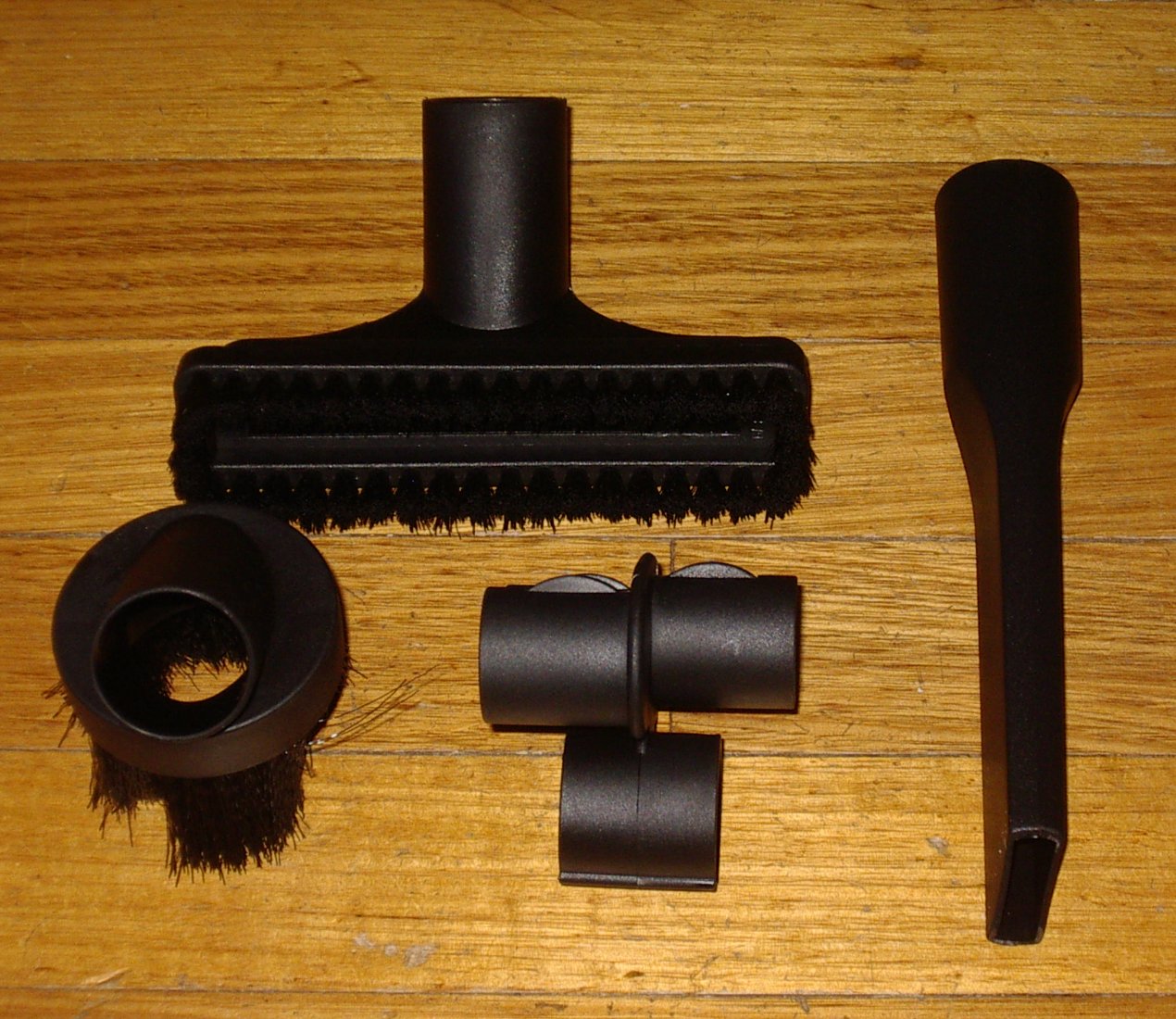 Versatile 32mm Vacuum Cleaning Tool Set with Dusting Brush, Crevice Nozzle, Upholstery Tool, and Caddy # VC32