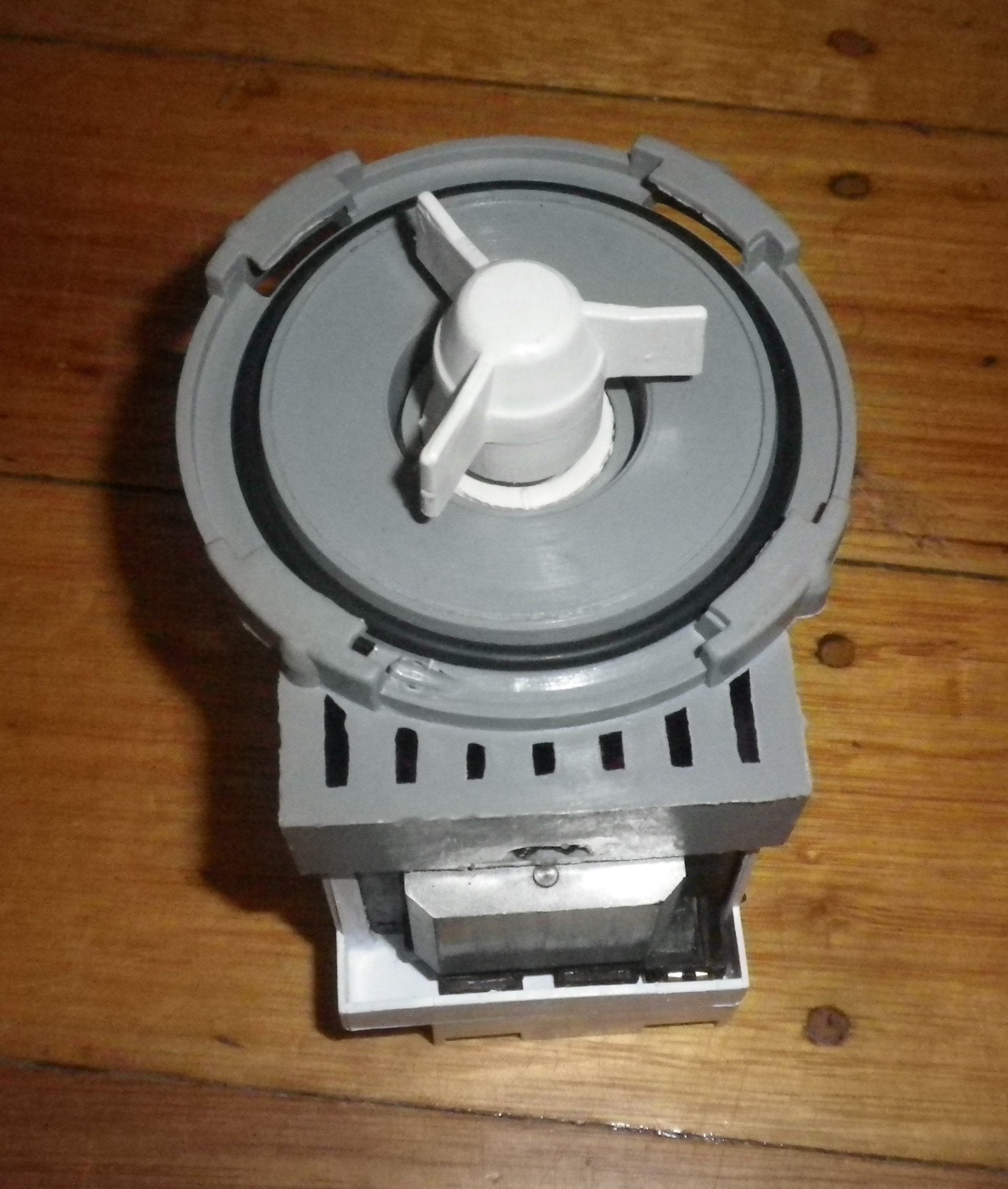 4 Lug Twist-On Magnetic Pump Motor for Hoover Washers - Part # H051U