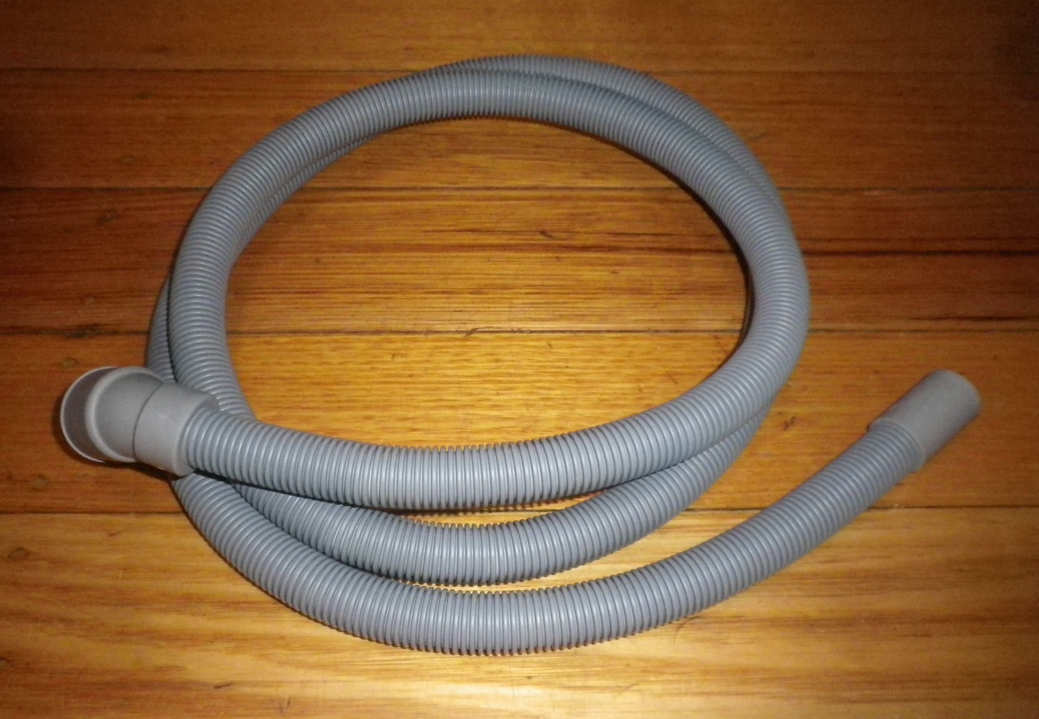 Compatible Dishwasher Drain Hose for Omega DW Series and Smeg SA Series - Part Number W072