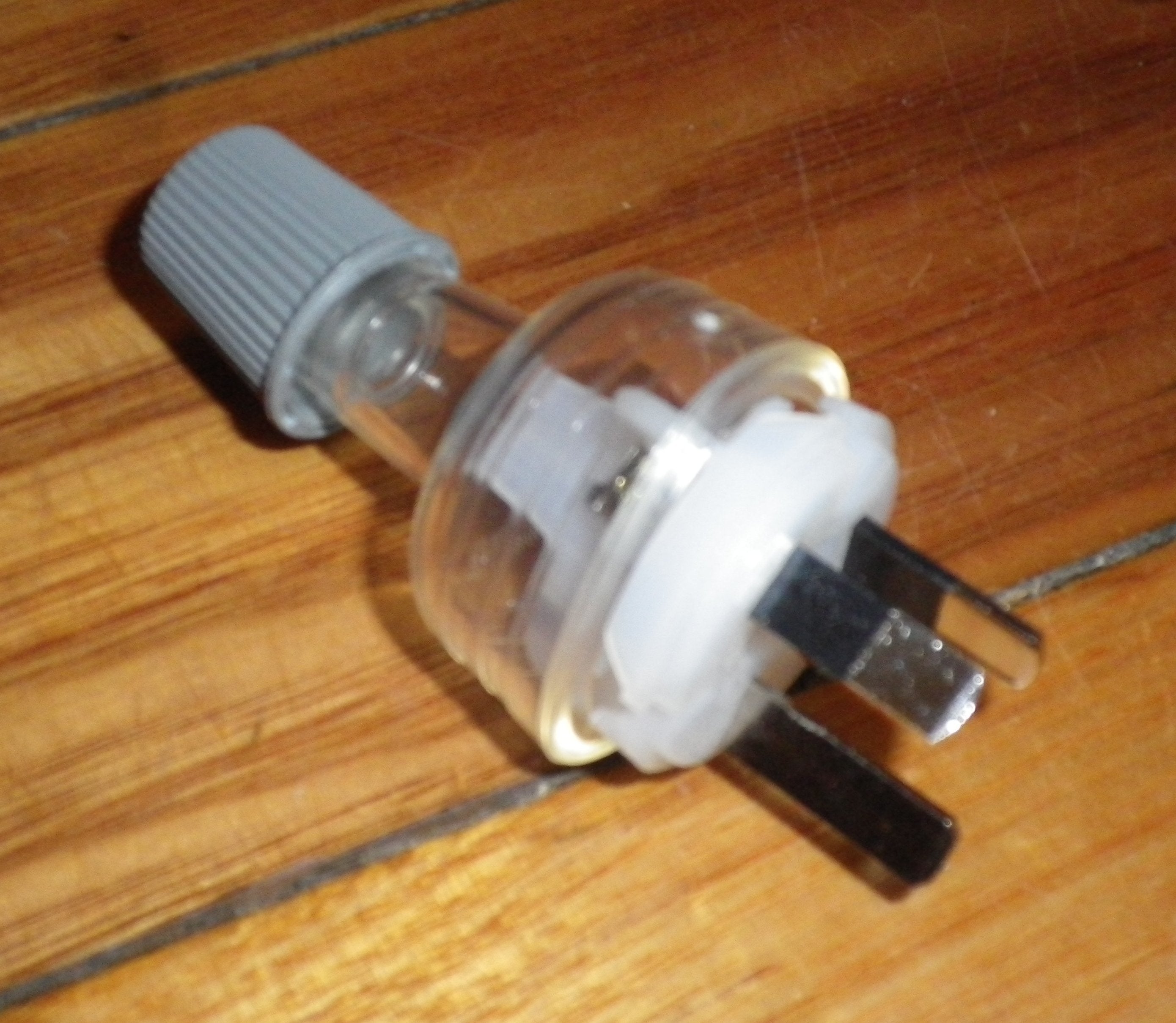 HPM Transparent 10A 240V 3-Pin Mains Plug Top - Part # CD100LCL