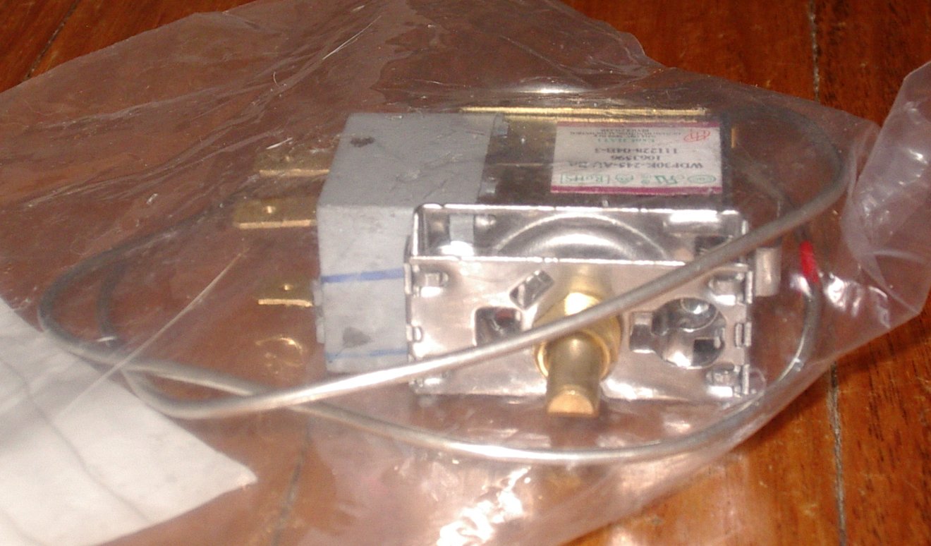 Westinghouse Thermostat for Asian-Style Bar Fridges - Replacement Part # 1401192 (Now Use 1063595), Model WDF30K-245-AU-EX