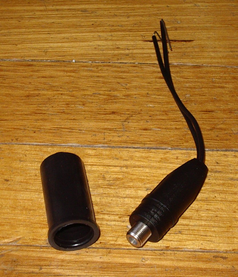 Weatherproof Outdoor Antenna Balun 300ohm to 75ohm with F-Connector - TVB40