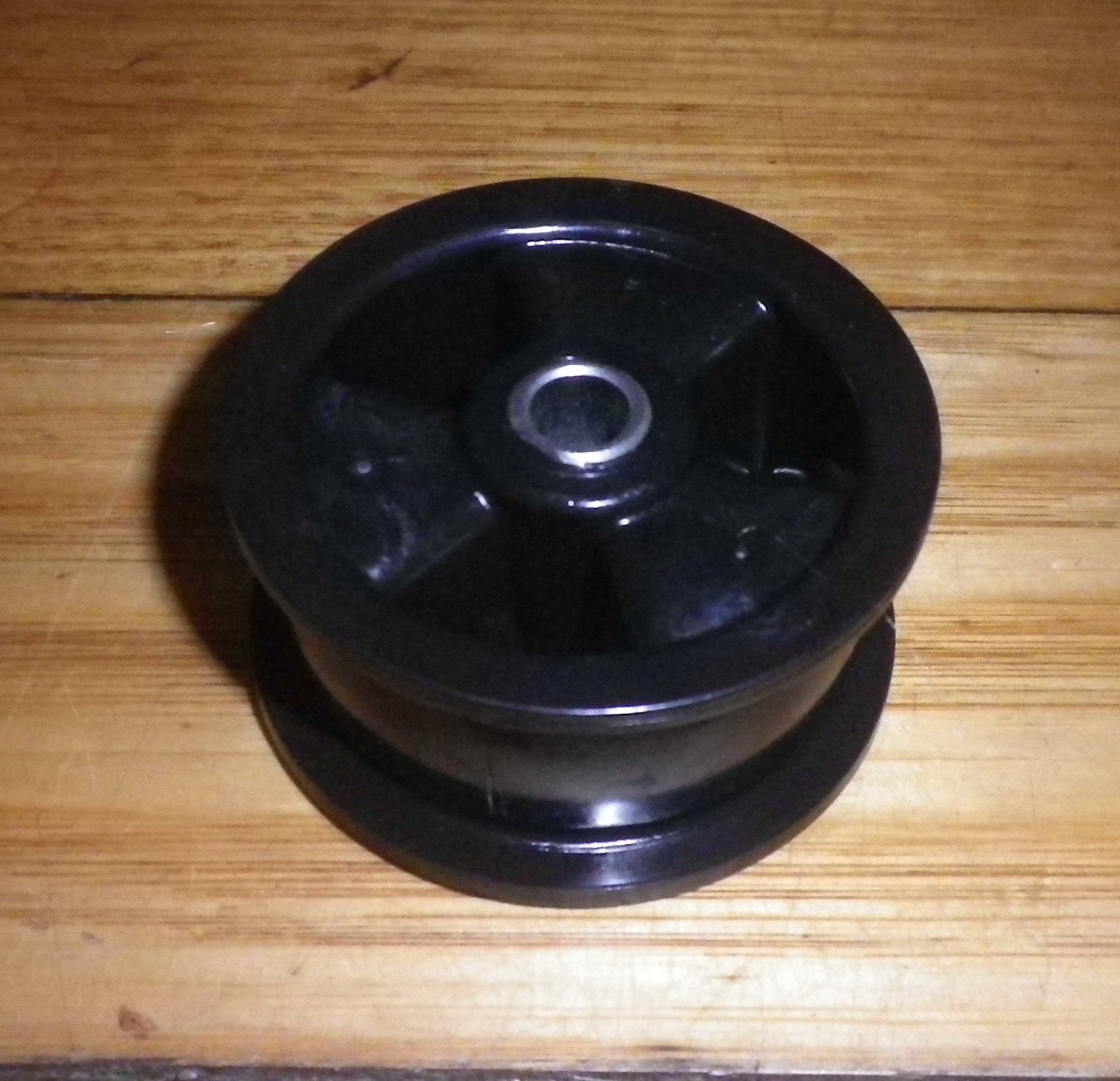 Compatible Replacement Old - Style Idler Pulley for Simpson EziLoader and Electrolux Dryers - Part Number 0197300040