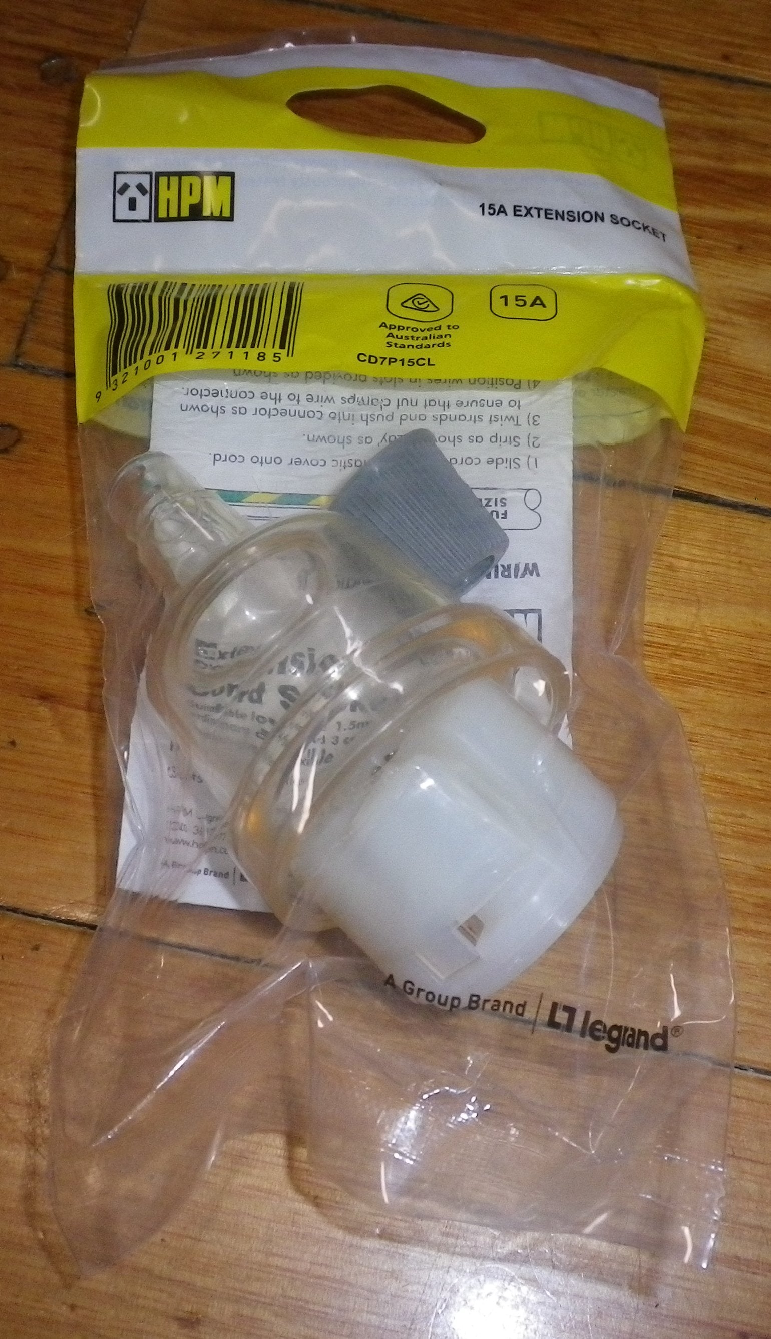 HPM Clear 15A 240V 3-Pin High-Quality Mains Cord Socket CD7P15CL