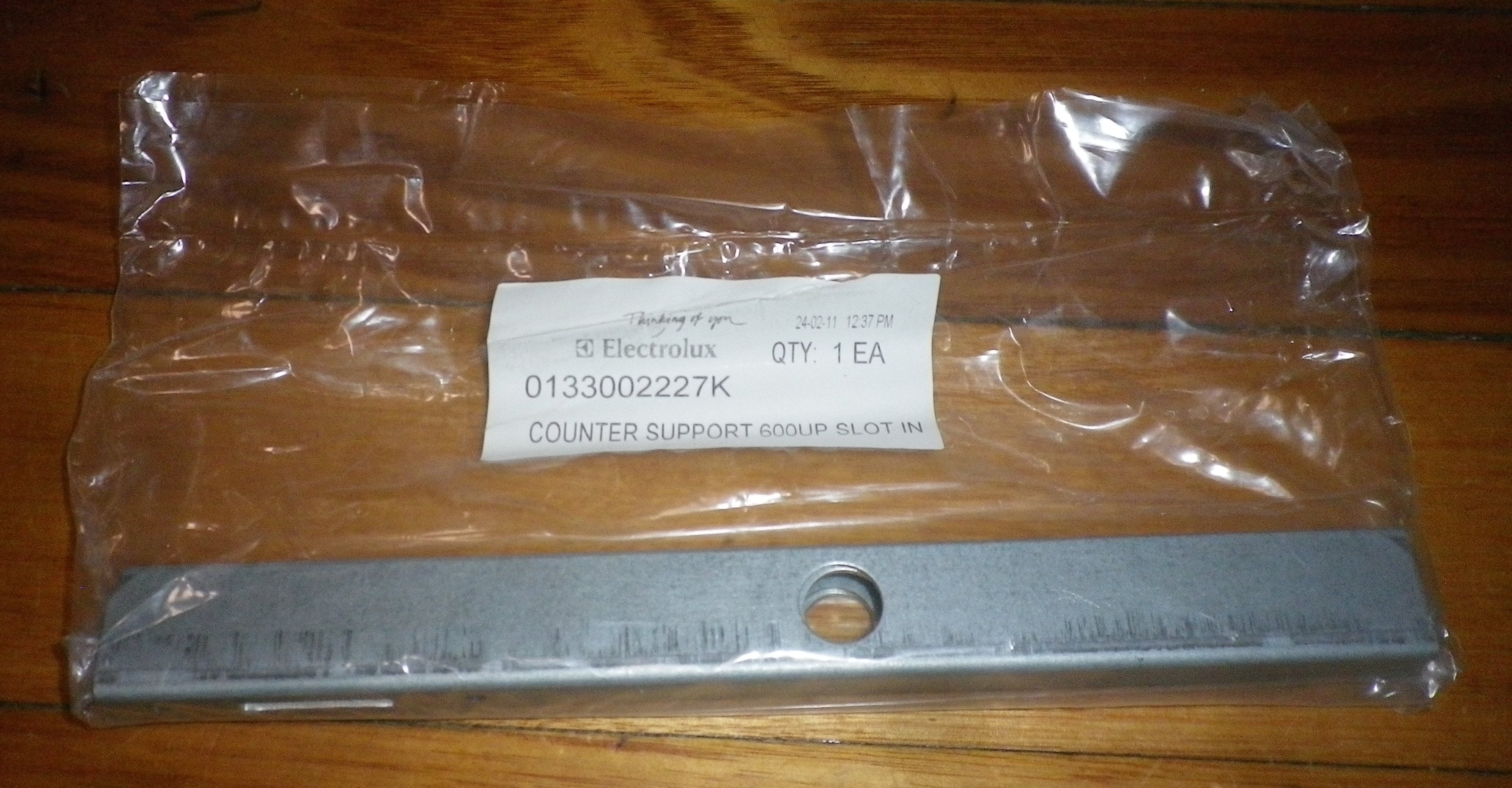 Westinghouse 4U600 Series Enhanced Oven Door Hinge Support Bracket Kit - Replacement Part # 0133002227K for Oven Door Hinge Assembly