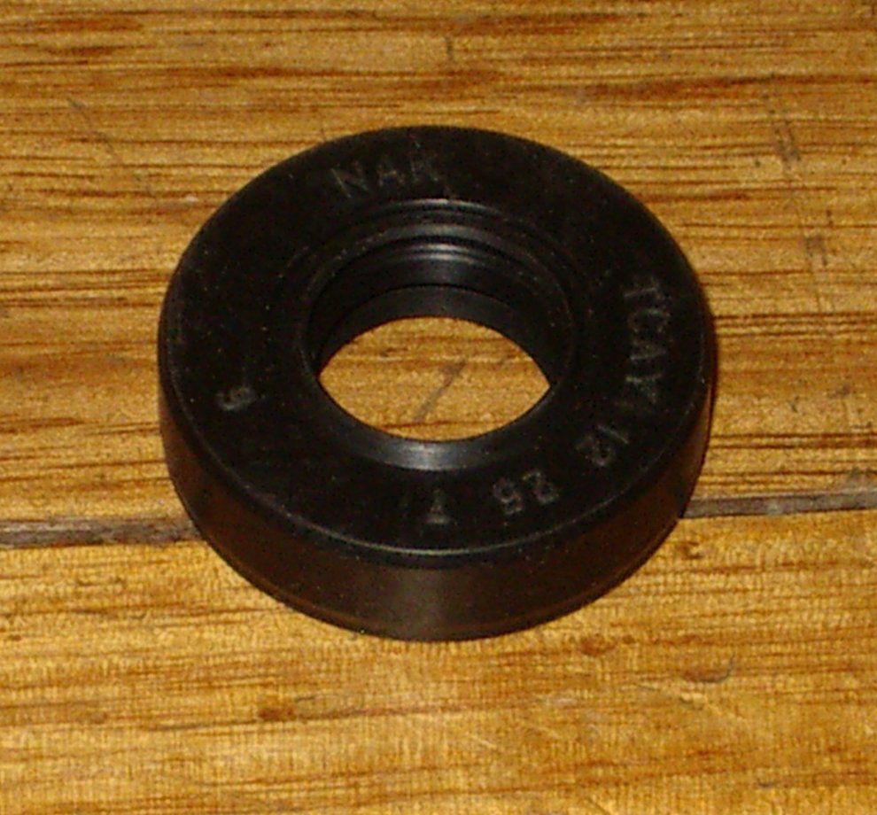 High - Quality Hoover Top - Loading Washing Machine Gearbox Agitator Shaft Triple Lip Seal - Part Number H098