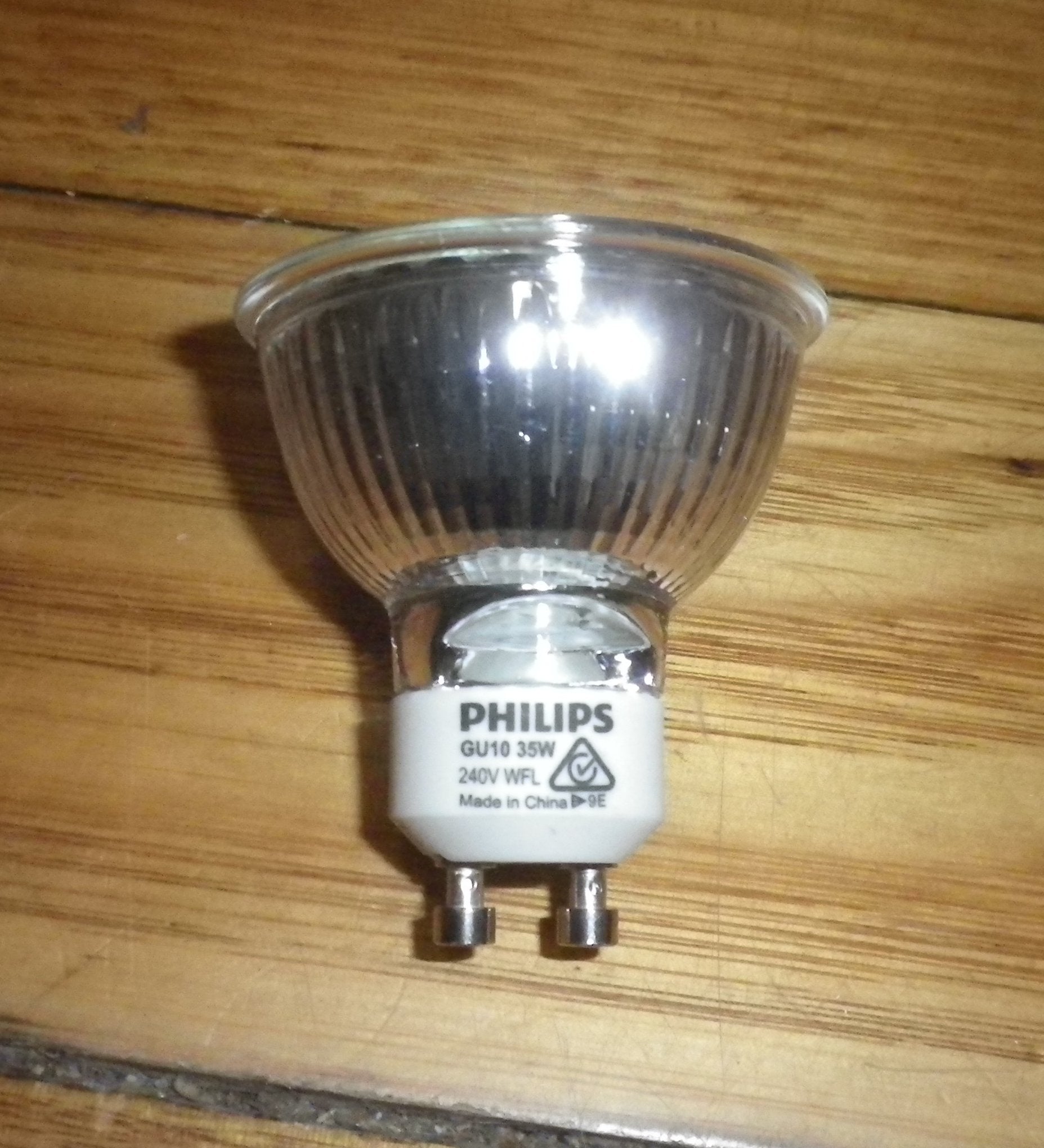 Philips 35W 240V GU10 PAR16 Dichroic Halogen Bulbs (Pack of 4) - Part # 661641