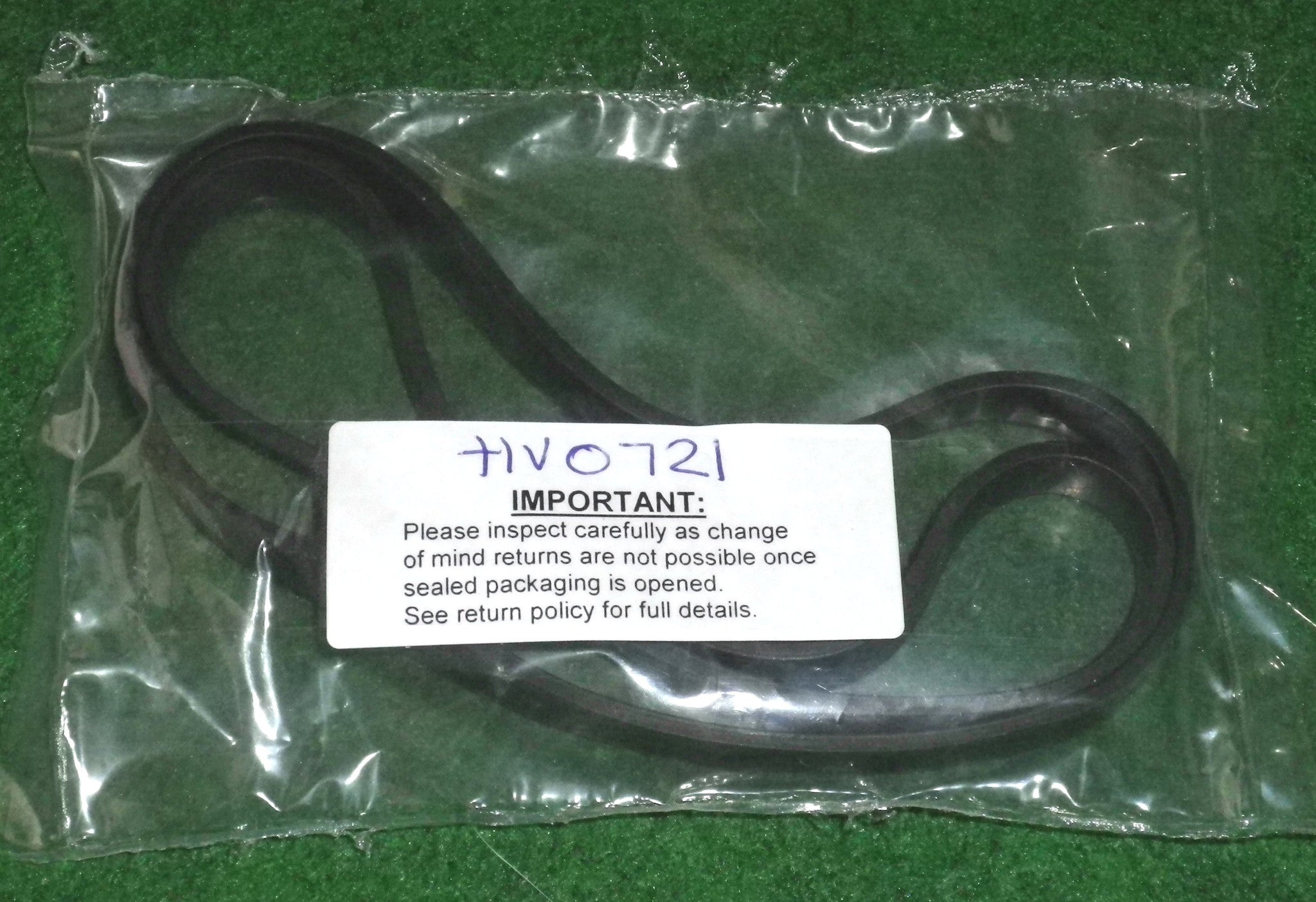 Hoover TurboLark and TurboPower Breeze Agitator Vacuum Cleaner Brush Drive Belts (Pack of 2) - Part Number HV0721
