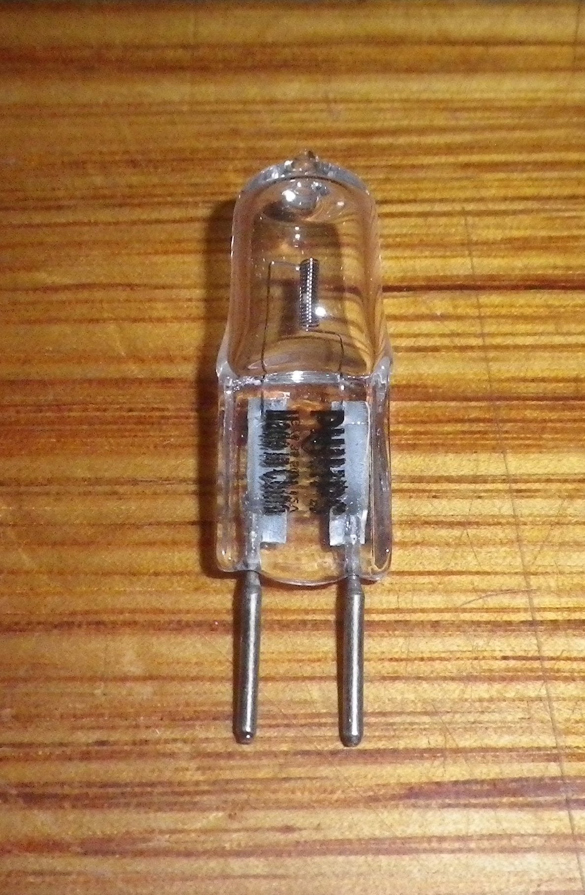 Philips 50W 12V Halogen Wedge Globe with GY6.35 Base - Part 887801