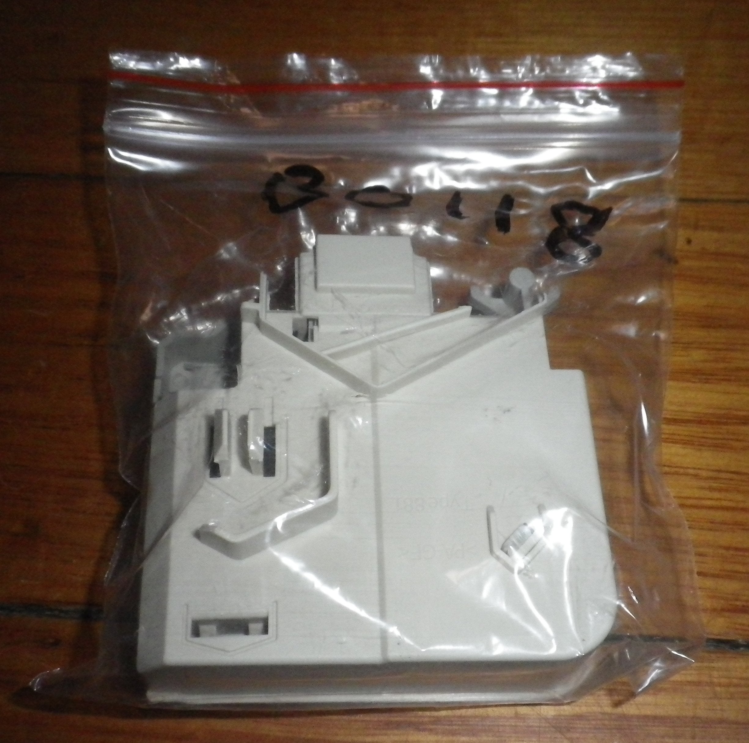 Compatible Front Load Washer Door Interlock Switch for Siemens WM16S740AU - Replacement Part BO118