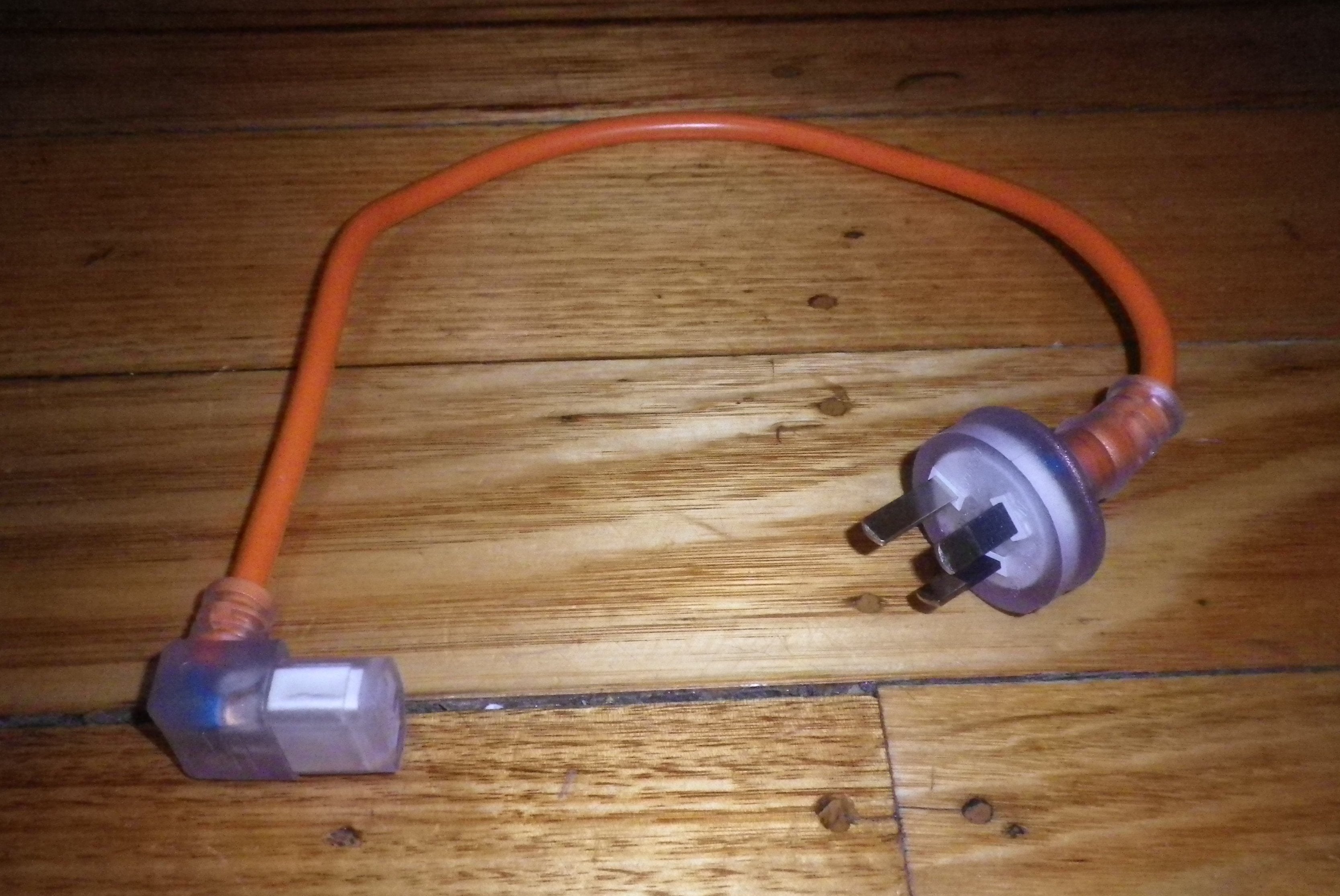 PacVac SuperPro 700 and Hako RVXP Backpack 450mm IEC Power Supply Lead - Part Number PV - CIEC