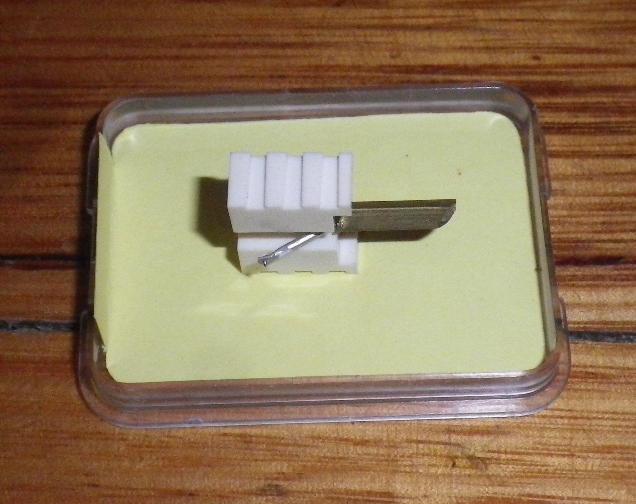 High - Quality Sanyo ST5D Compatible Turntable Stylus Replacement Part # D167SR