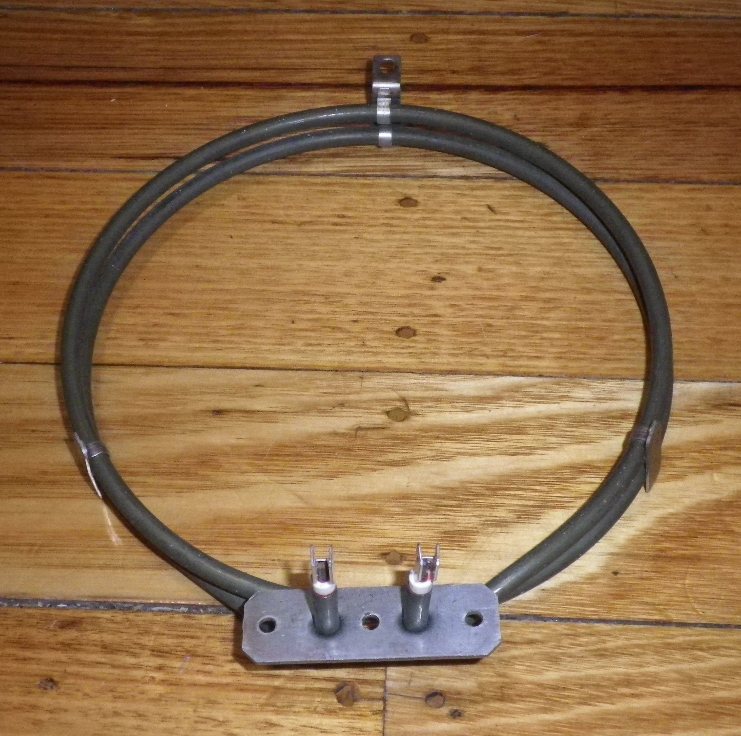 High - Power 2200 Watt Fan - Forced Oven Heating Element Compatible with Omega, Smeg, and Whirlpool Appliances - Part Number SE943