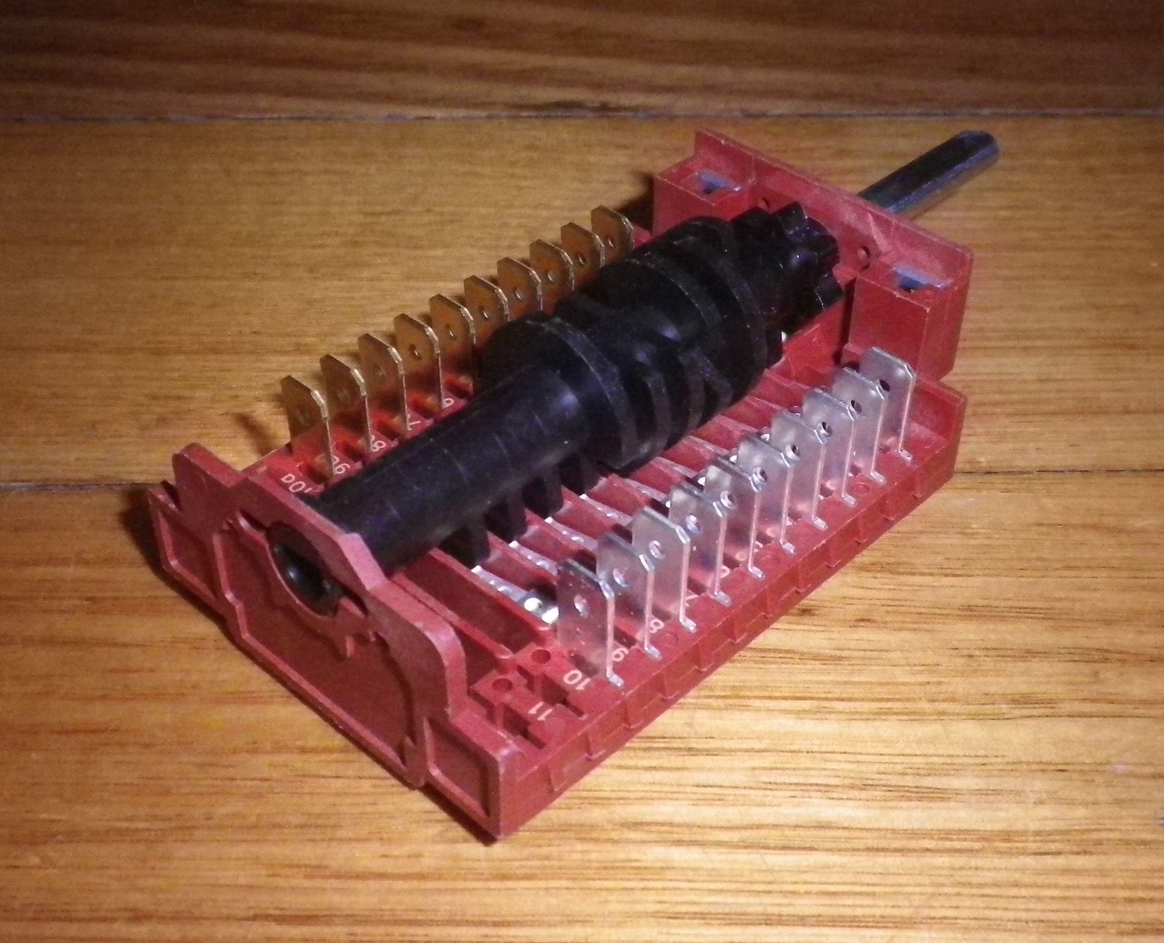 Omega and Smeg 7-Position Oven Function Selector Switch - Genuine Replacement Part # 811730386 for Multiple Oven Models
