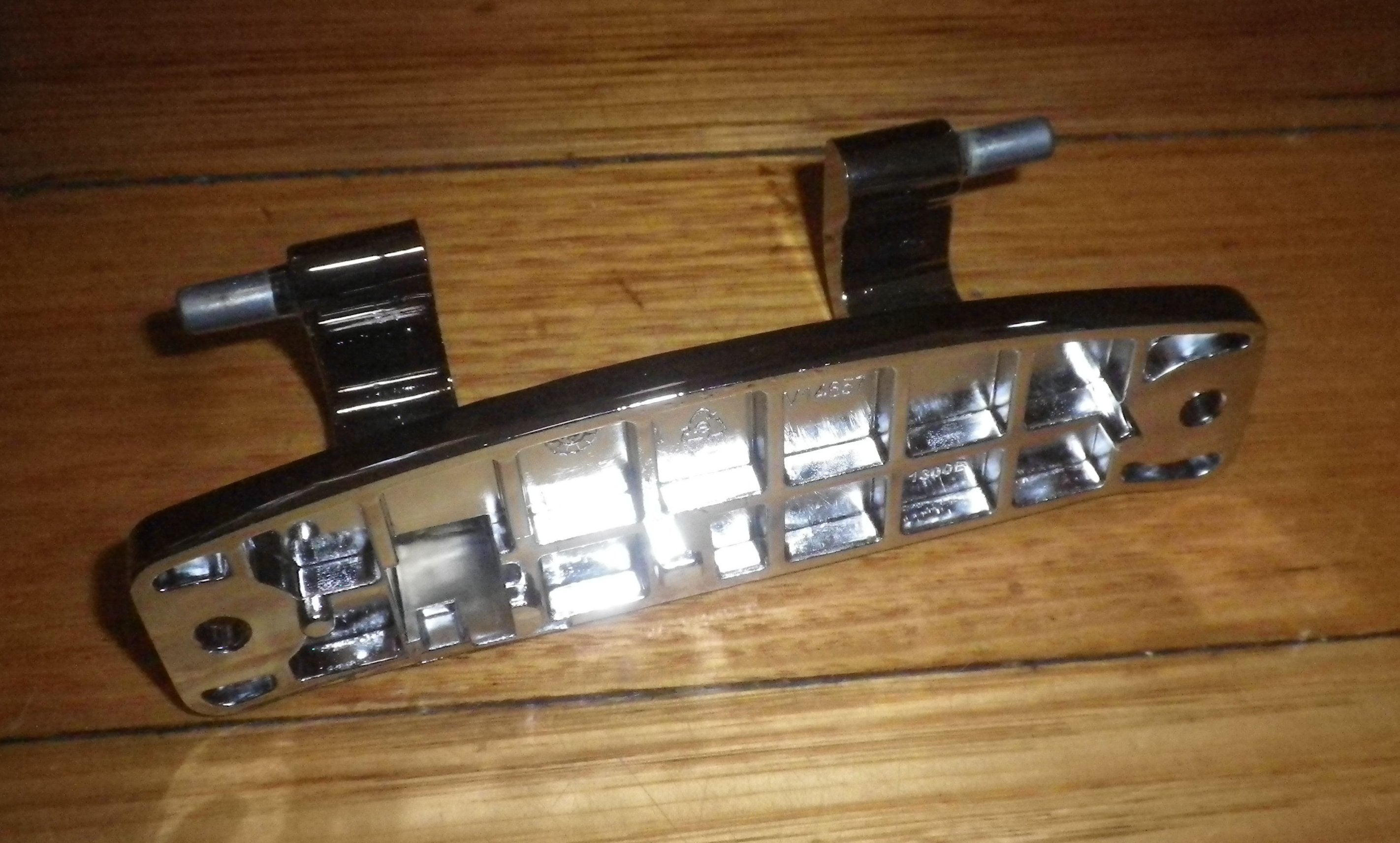 High - Quality Replacement Front Loader Washer Door Hinge for Haier HWF12D1W1 - Part Number H0020101300B