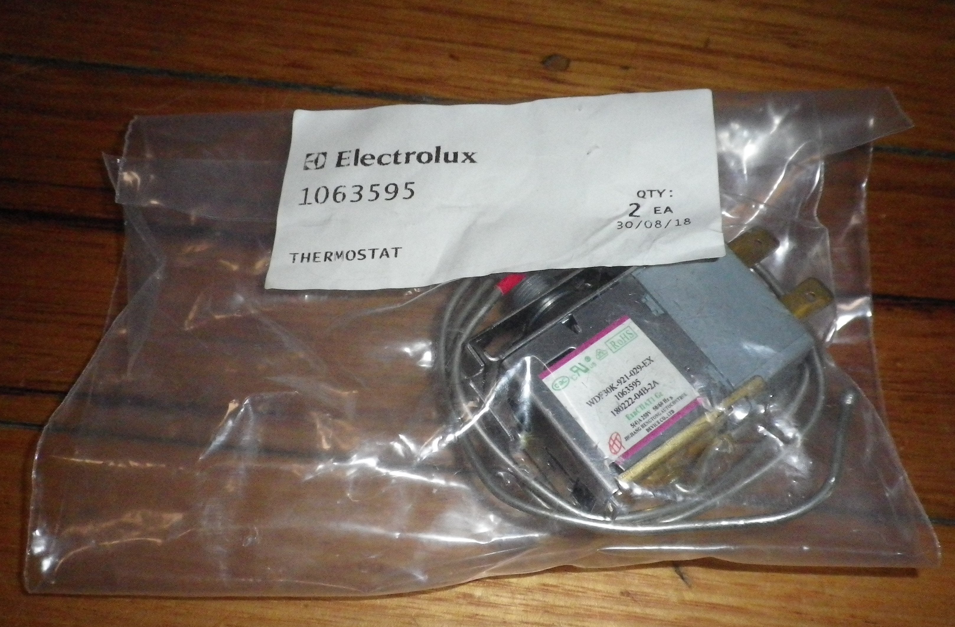 Westinghouse Asian-Style Bar Fridge Thermostat - Part #1063595, WDF30K-921-029-EX