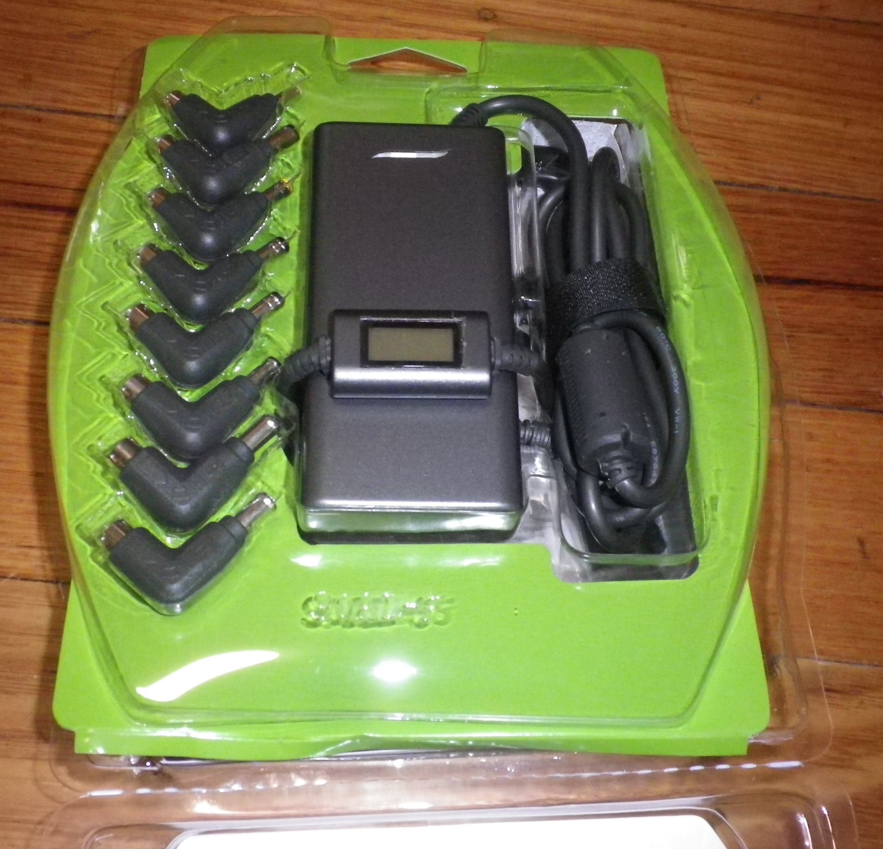 Highly Intelligent Universal 90-Watt Switch-Mode AC Adapter for Laptop Computers - Part # PAB90AL