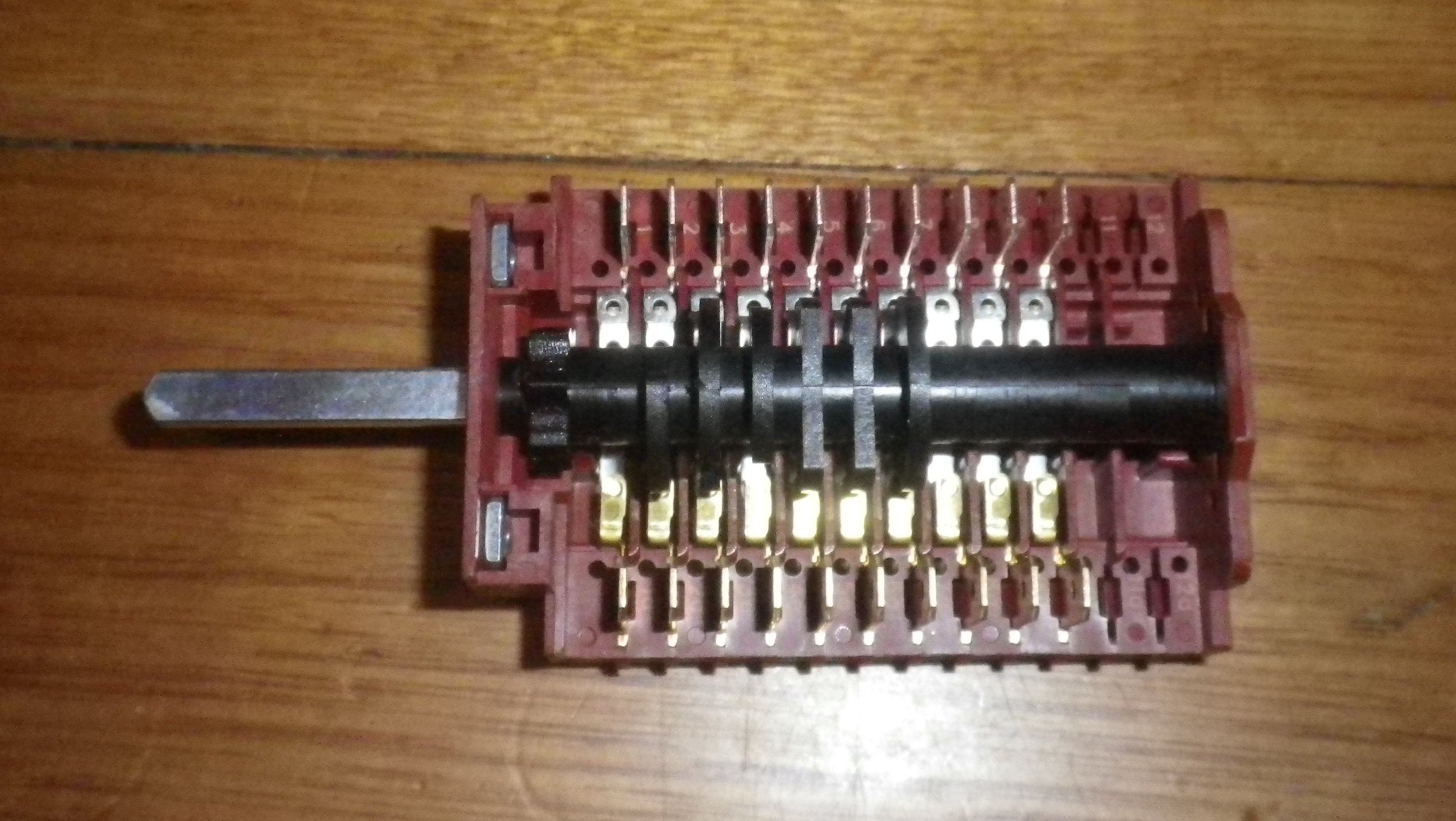 Omega and Smeg 7-Position Oven Function Selector Switch - Genuine Replacement Part # 811730386 for Multiple Oven Models