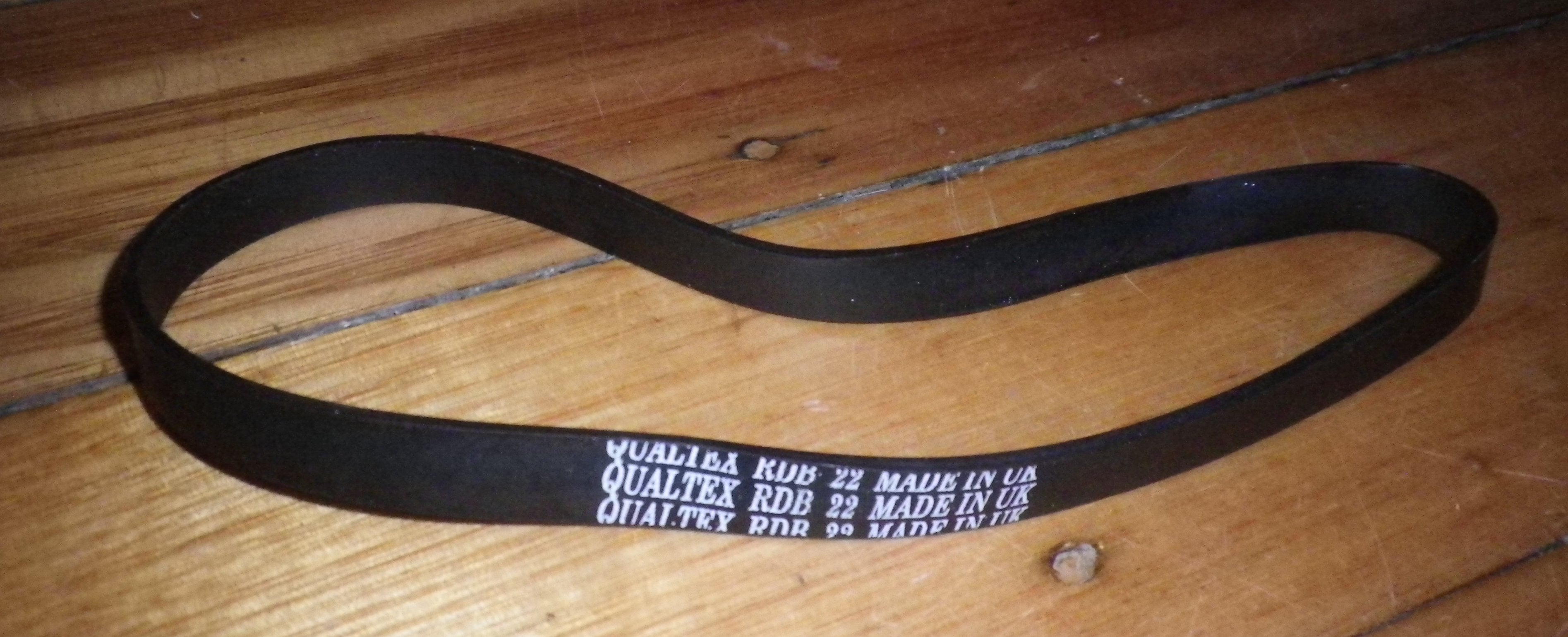 Hitachi Upright Vacuum Cleaner Replacement Agitator Belt - Model Part No. V7428