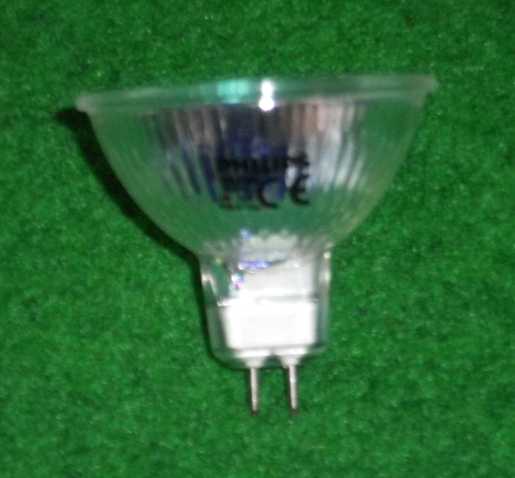 Philips 35-Watt 12-Volt MR16 60-Degree Dichroic Halogen Light Bulb (Pack of 6) - Product Code 231165