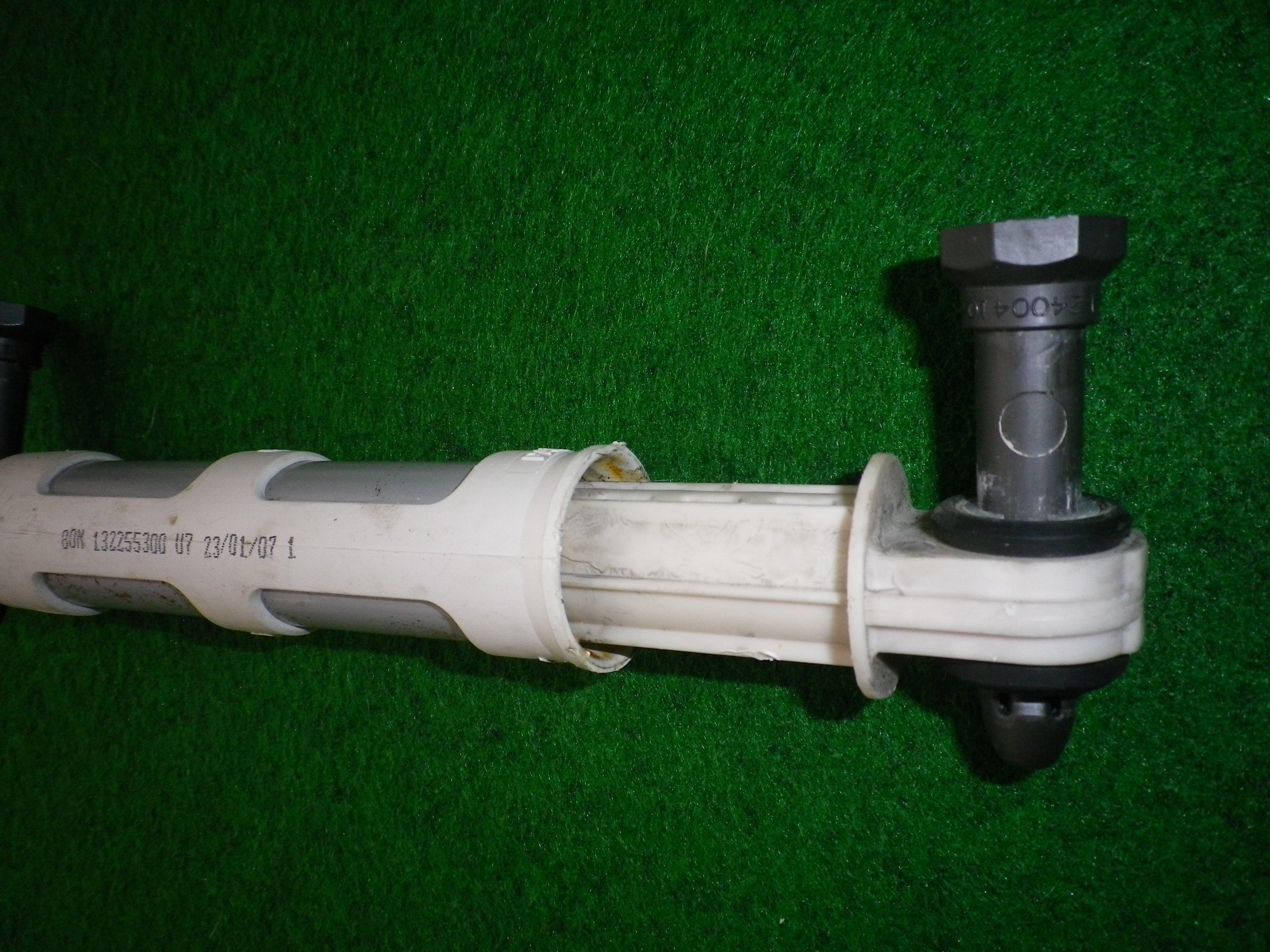 Pre - owned Electrolux EWF1087 Front - loading Washer Shock Absorber Component # 1322553007SH