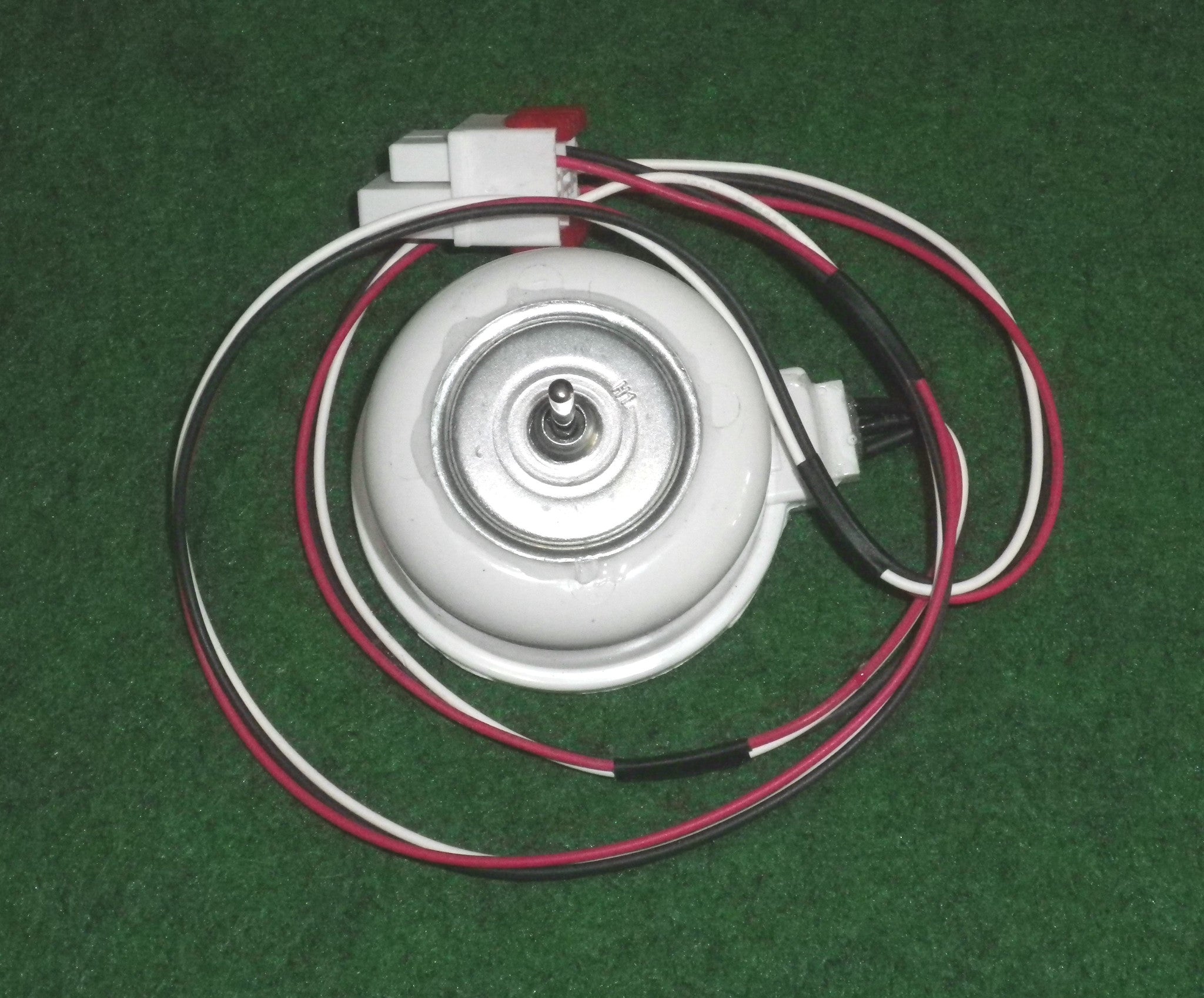Samsung and Whirlpool Low Voltage Evaporator Fan Motor for Refrigerators - Replacement Part # DA31 - 00211B