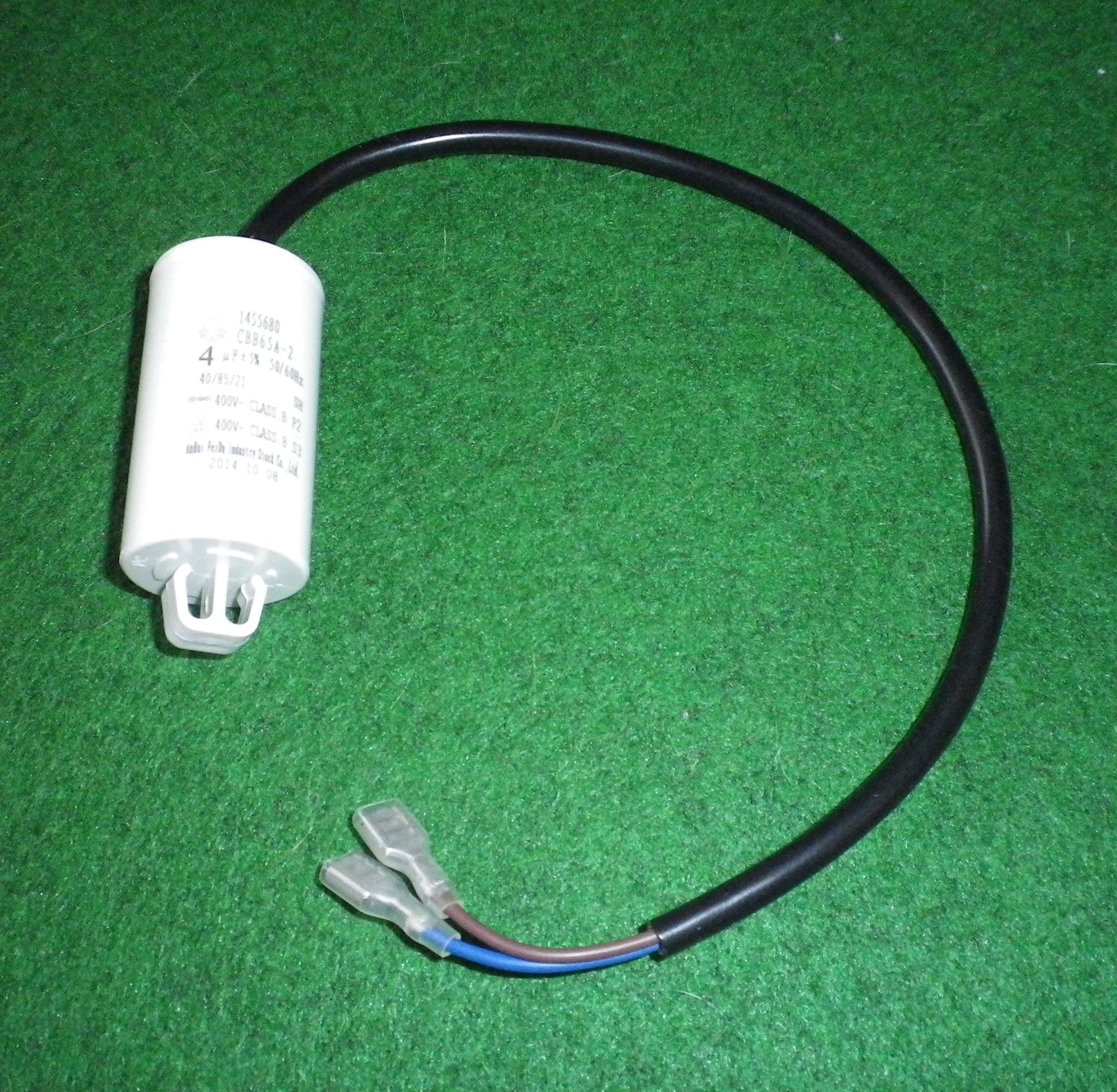 Westinghouse 4uF 400V Motor Run Capacitor with Wires & Clip - Part 1455680
