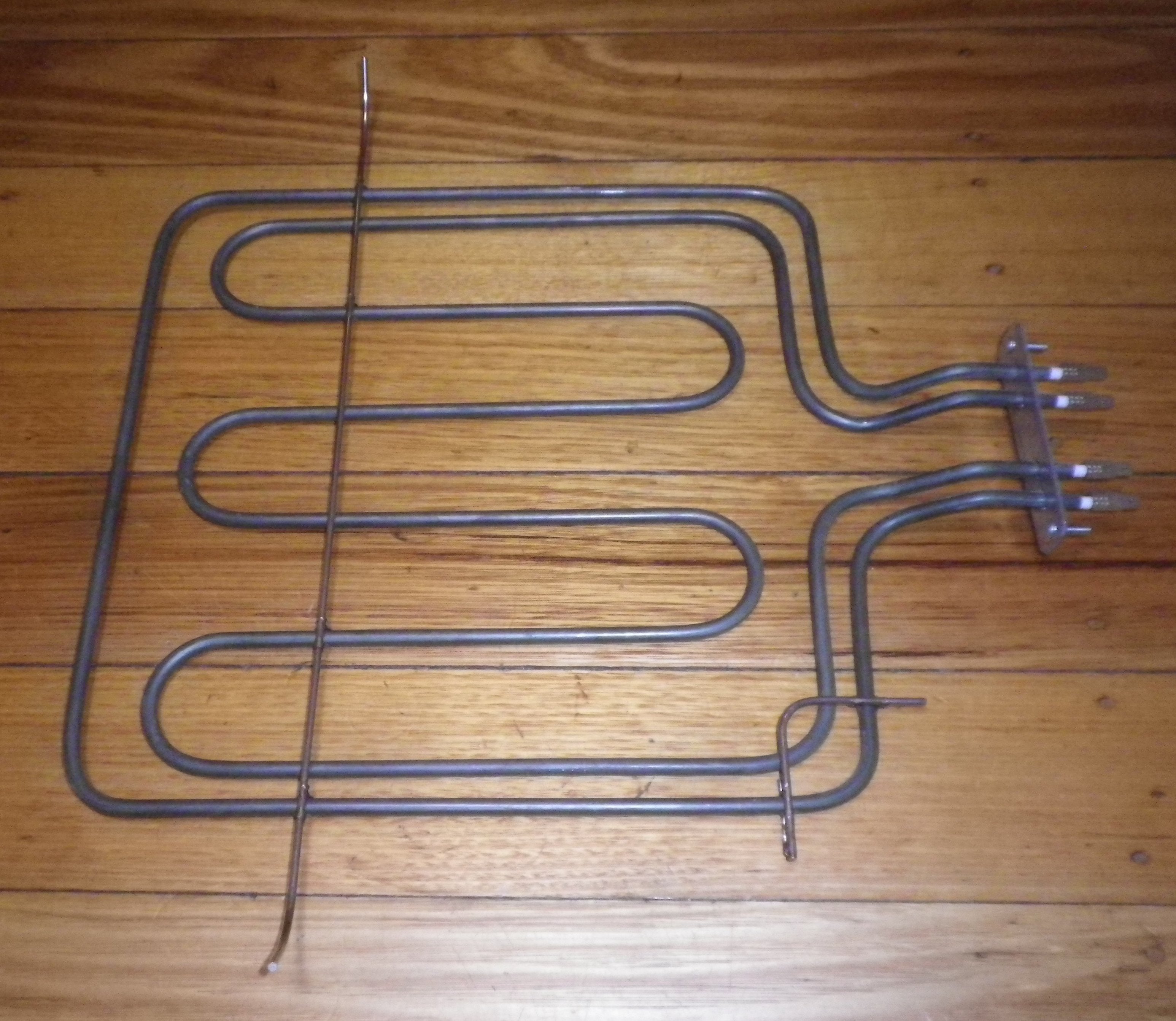 Gorenje, Kleenmaid 2000W/900W Compatible Grill & Top Oven Element - Part GN616025