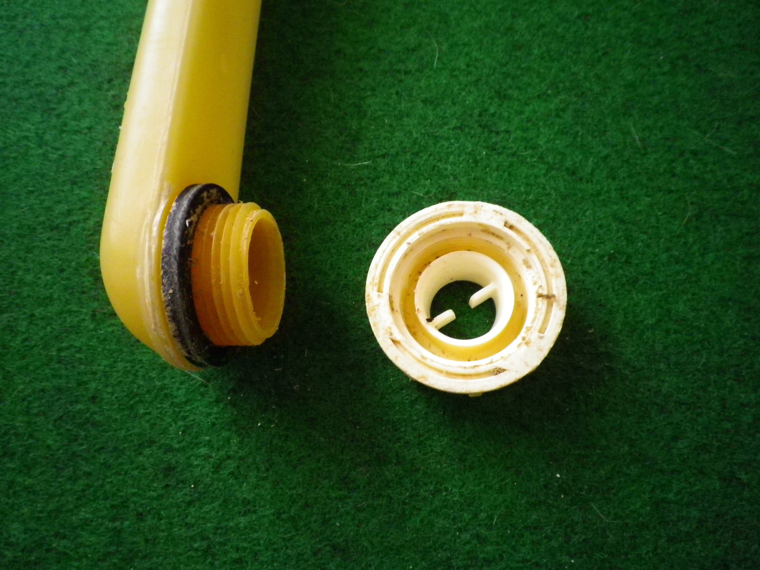 Pre-owned Westinghouse SB920WE Dishwasher Top Spray Arm Inlet Assembly Hose - Replacement Part # 366114KSH