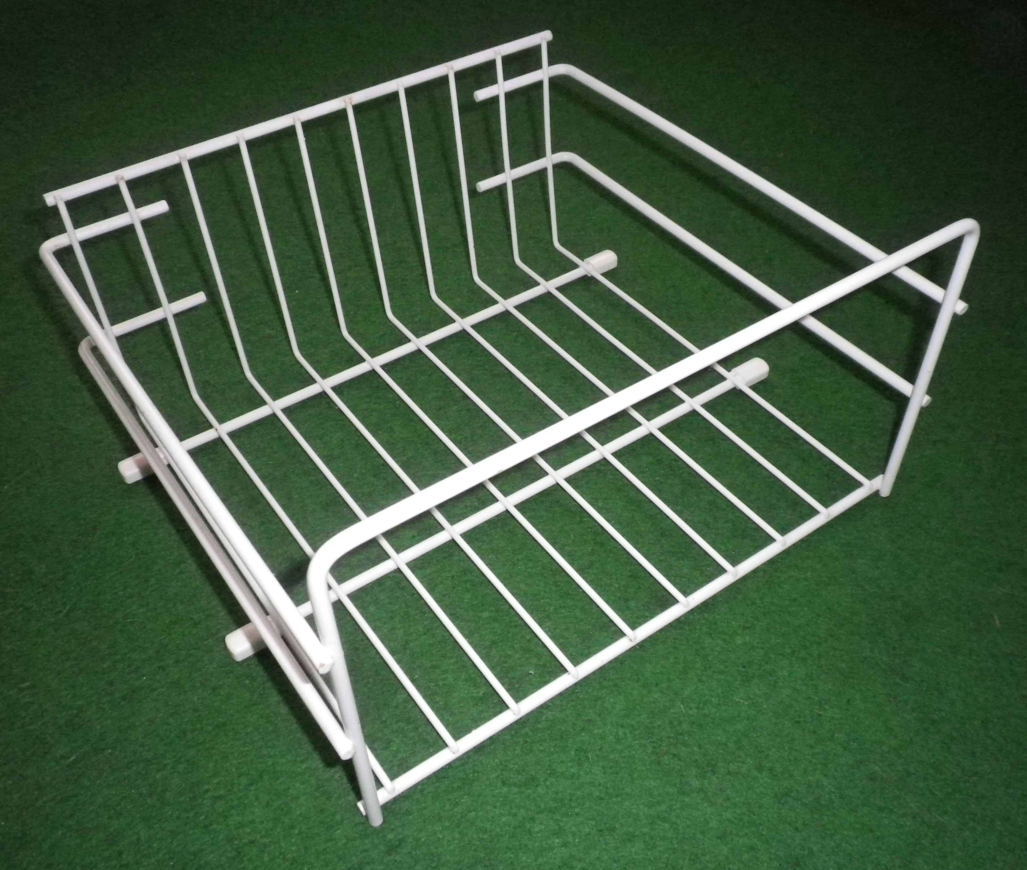 Pre - owned Westinghouse RS623S Top Freezer Basket - Part # 1406067SH