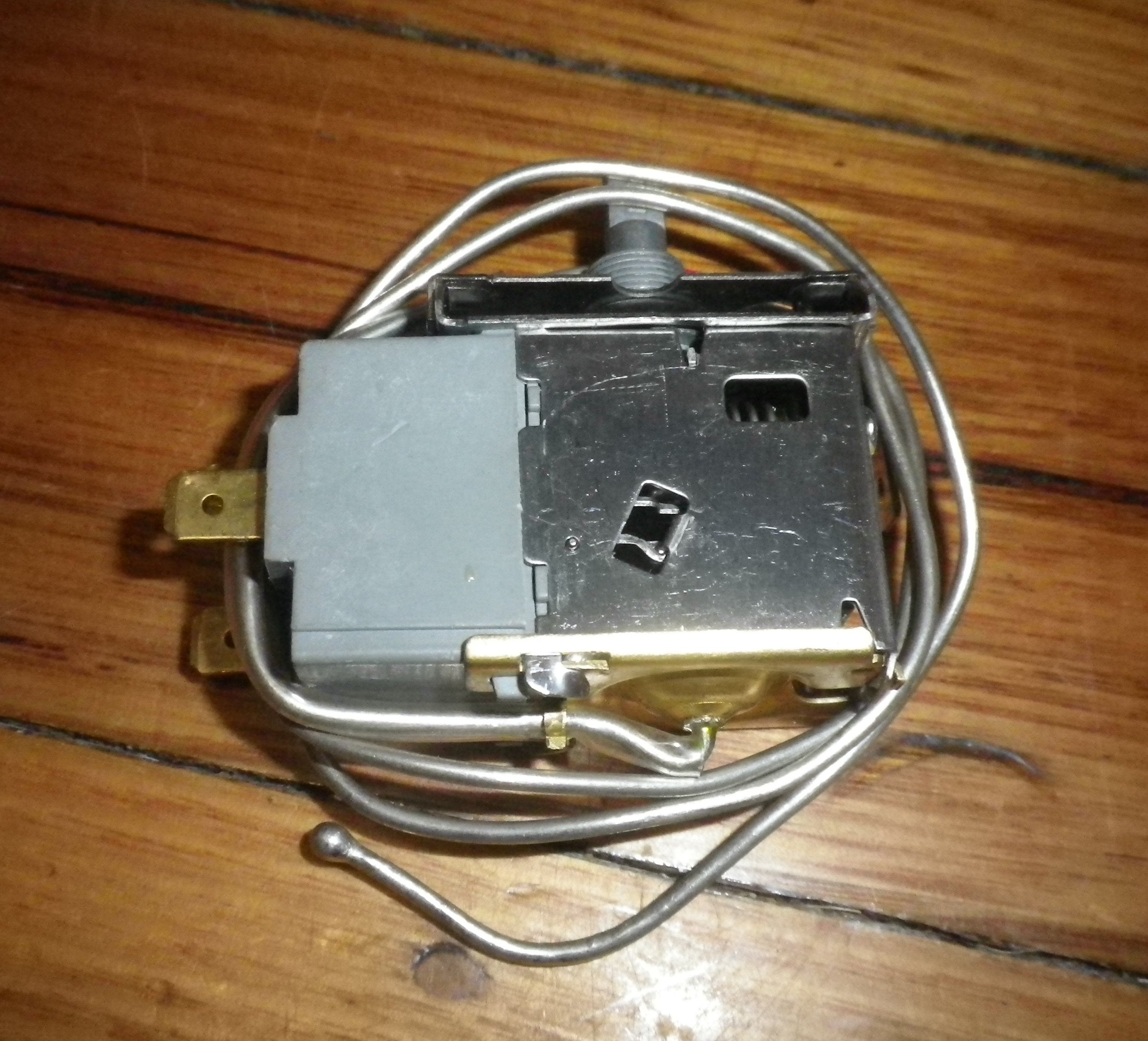 Westinghouse Asian-Style Bar Fridge Thermostat - Part #1063595, WDF30K-921-029-EX