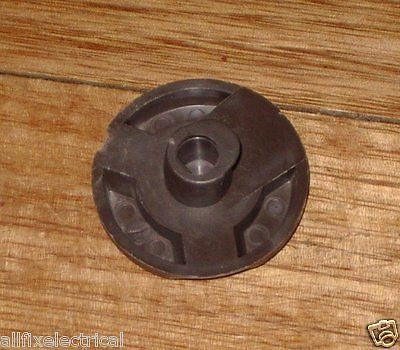 Glass Plate Driving Button for Microwave Ovens - AWI Part Number NT48