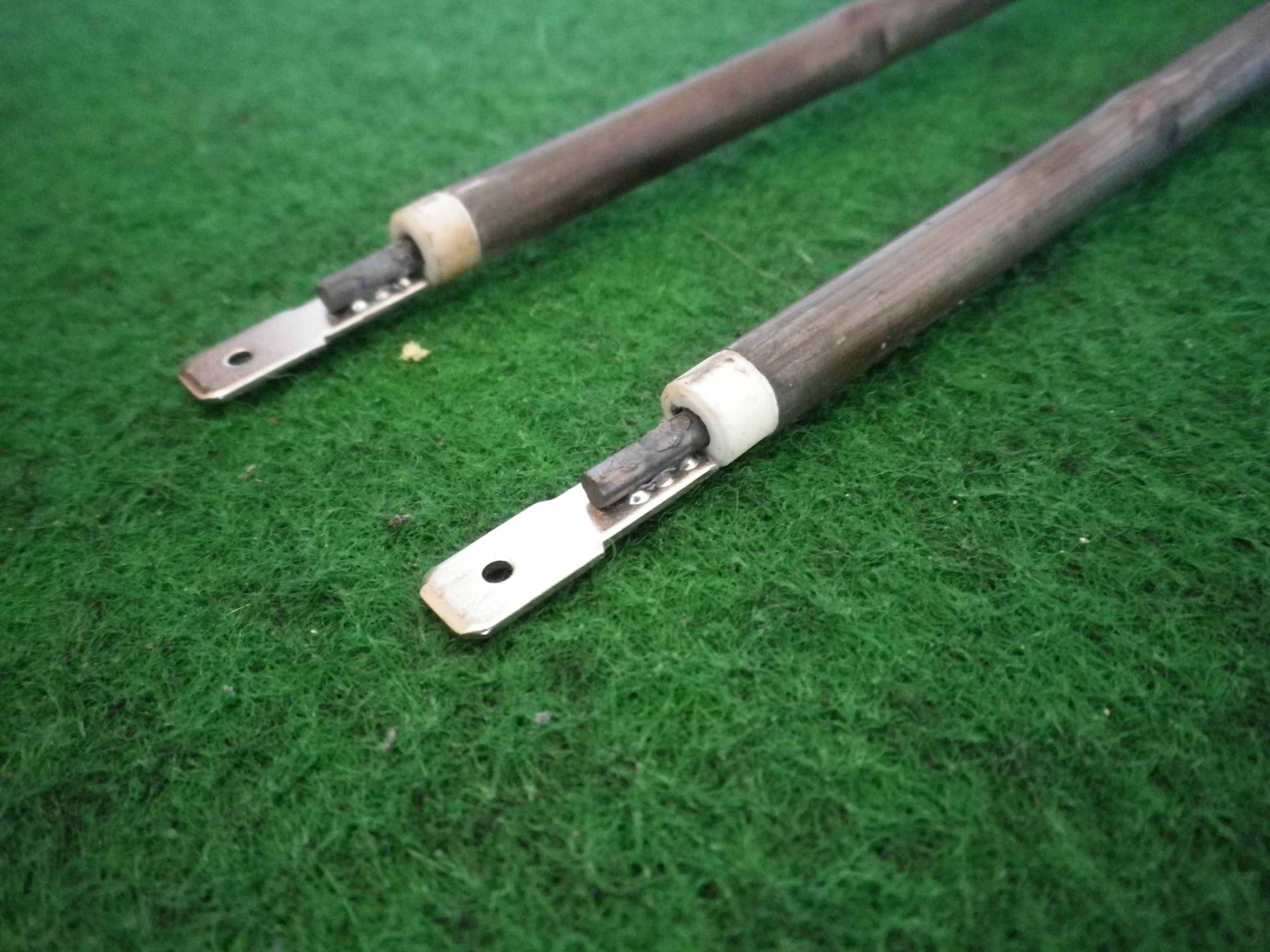 Pre - owned Electrolux Oven EOEE62AS and EOEE63AS Grill Element Replacement Part # 0122004543SH