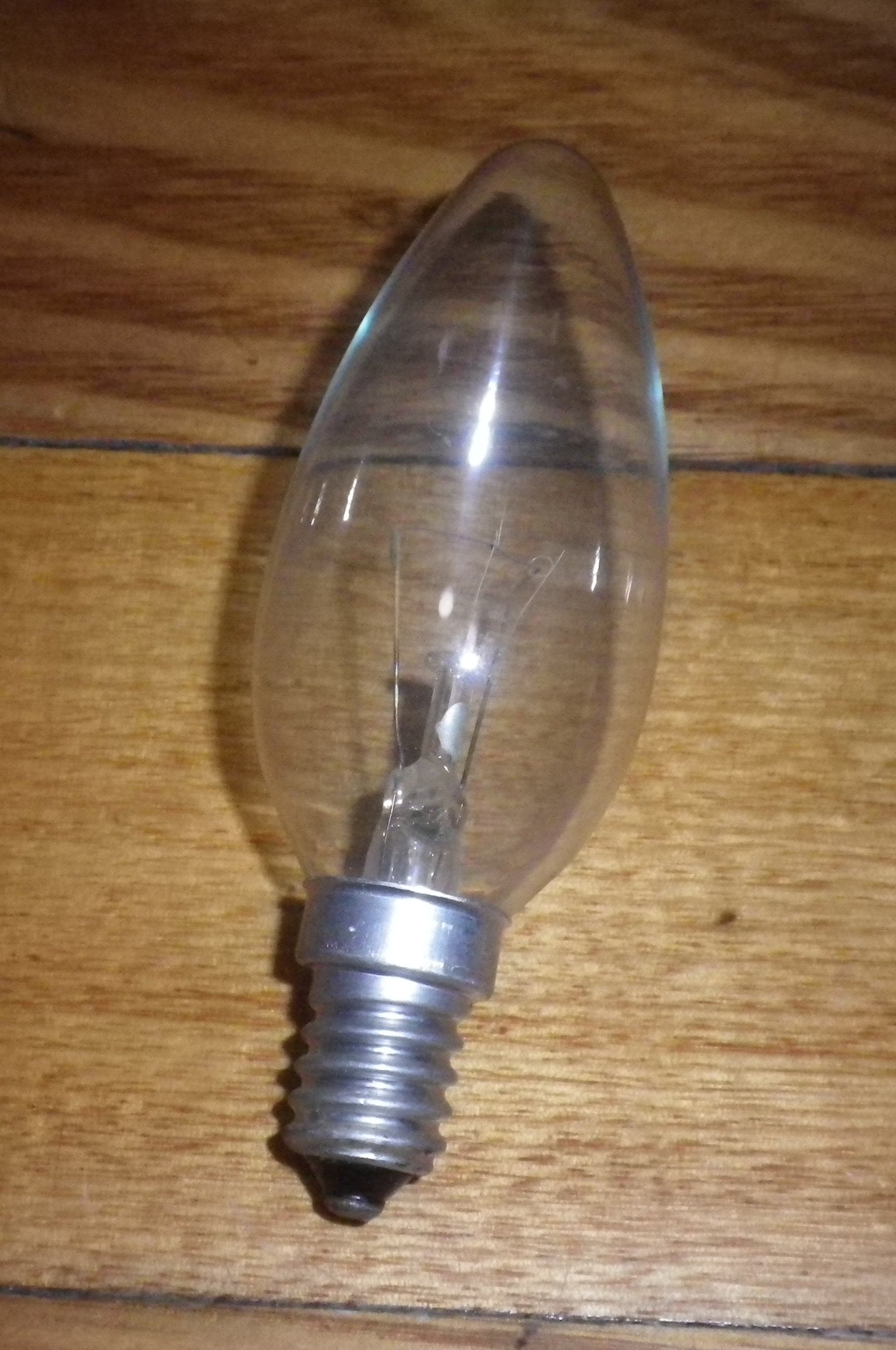 Philips 25Watt SES Candle Globe for Certain Fridges and Rangehoods - Part Number 223036