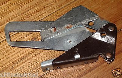 Pre-owned Chef Early Majestic Grill Door Hinge Assemblies (Pair) - Part Numbers 30007LH and 30007RH